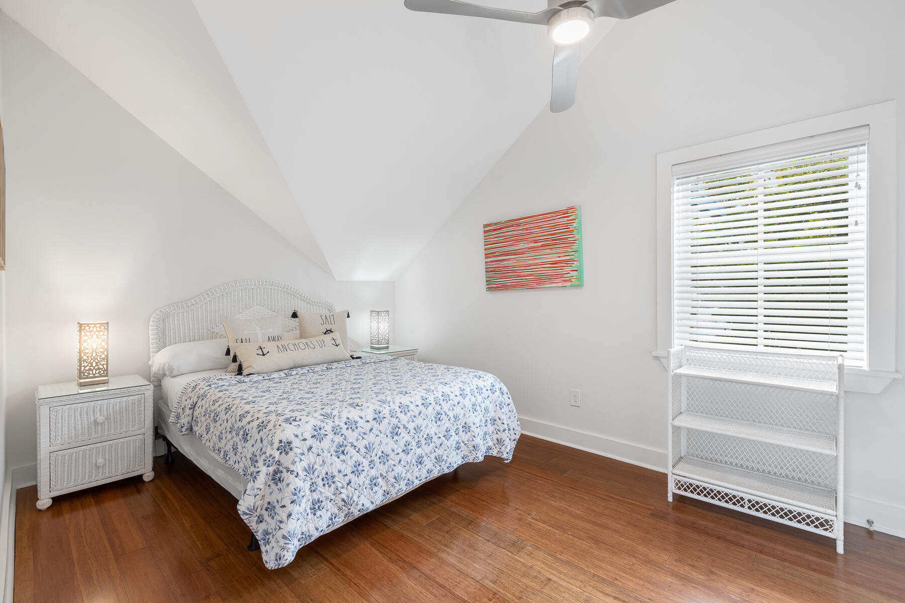 1011 Simonton Street, R1 Property Photo 25