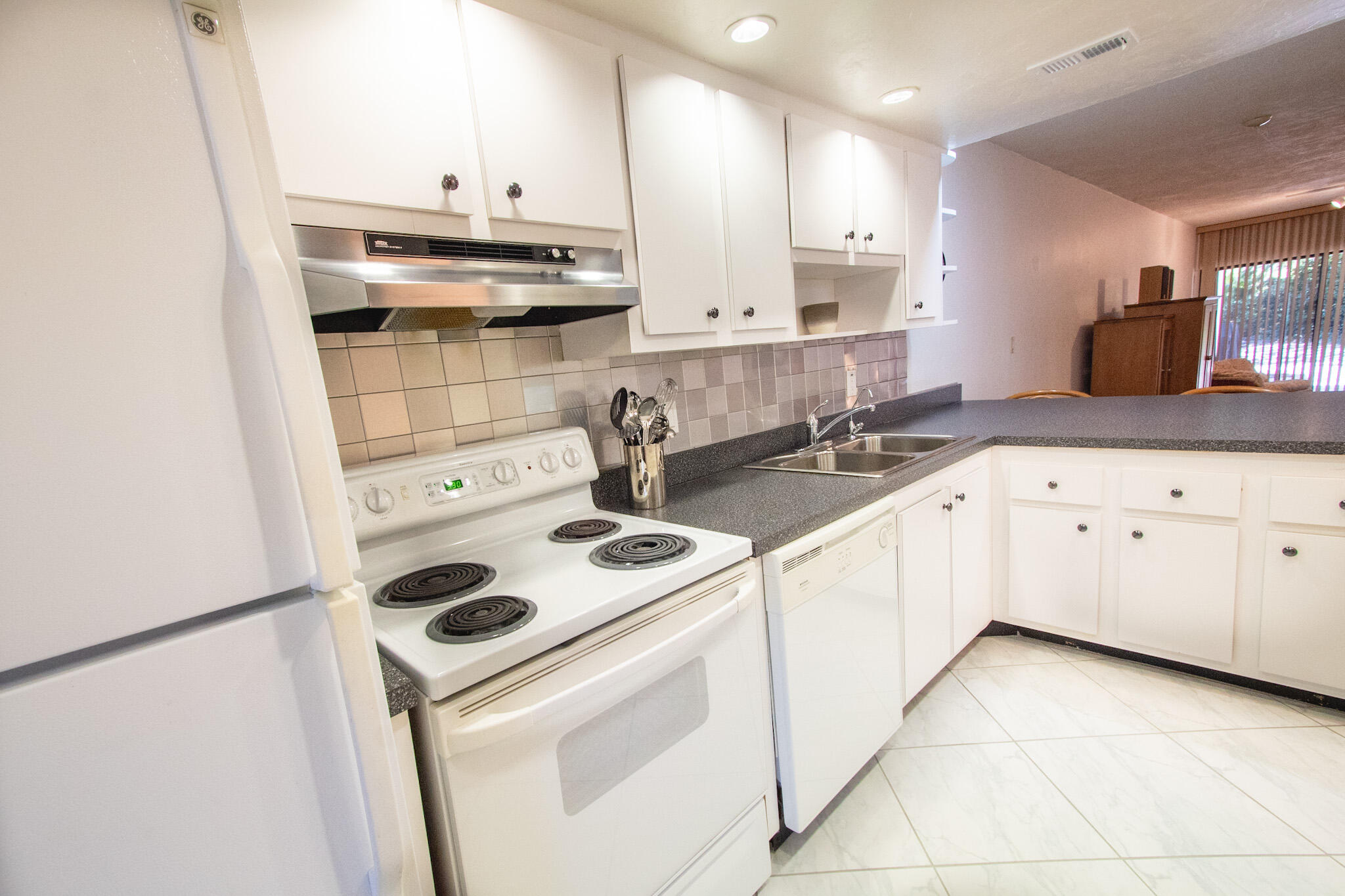 87200 Overseas Highway, M4 Property Photo 5