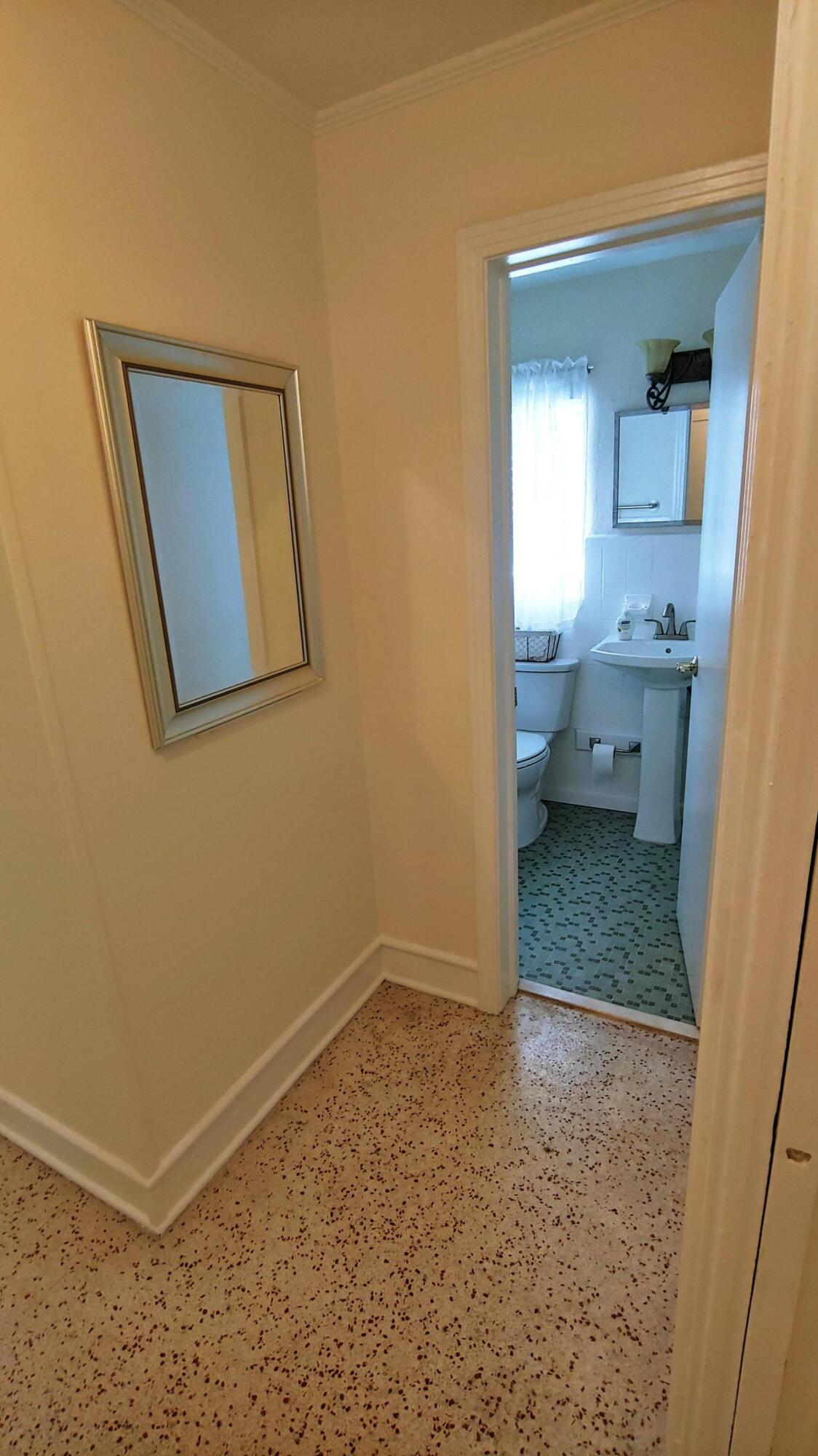 610922 Property Photo 35