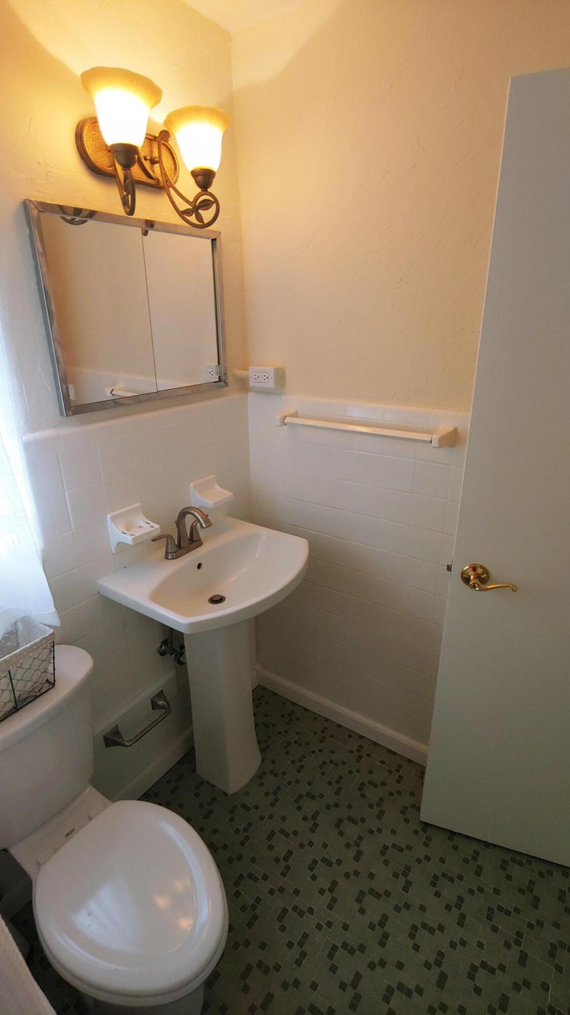 610922 Property Photo 36