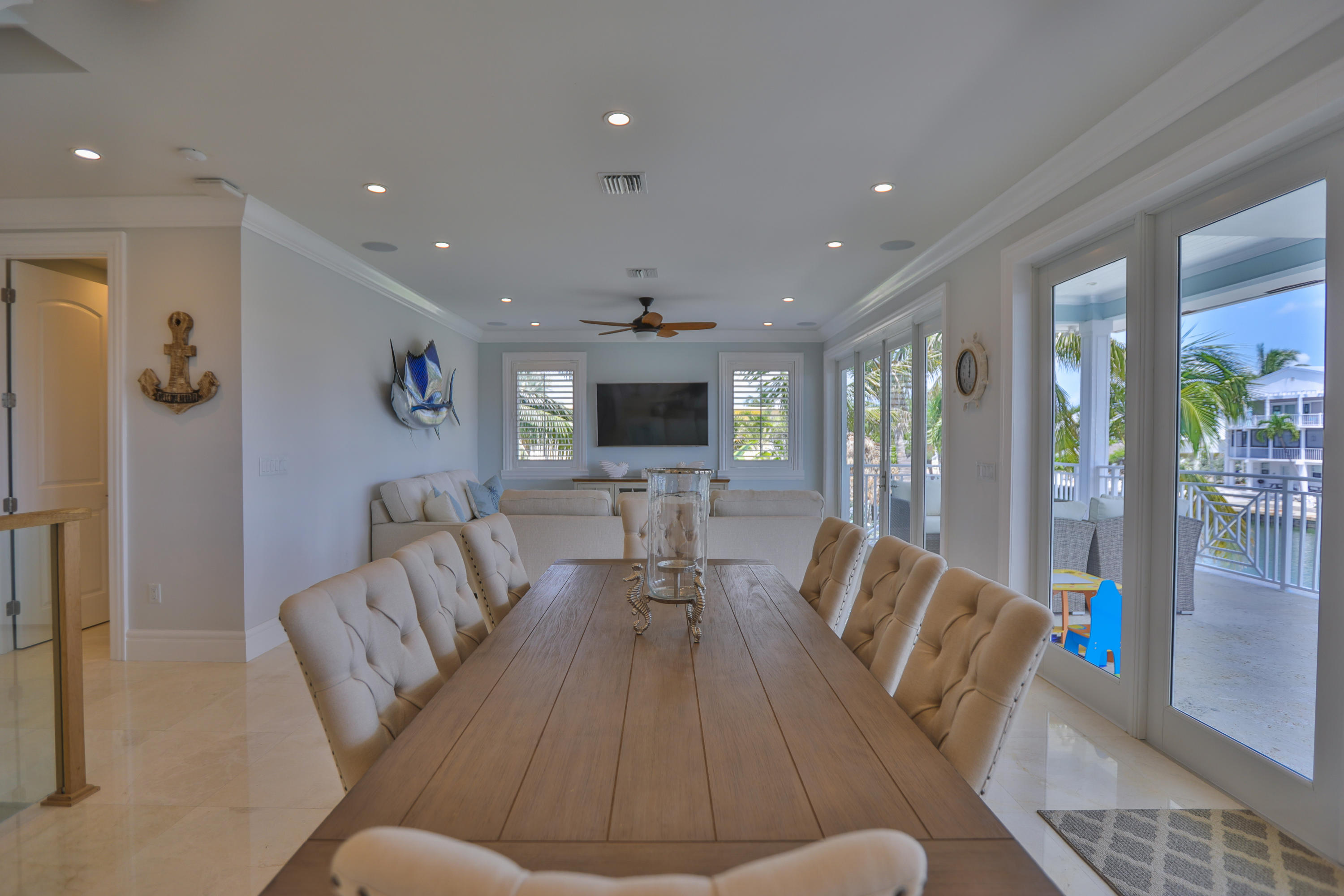 128 Leoni Drive Property Photo 12