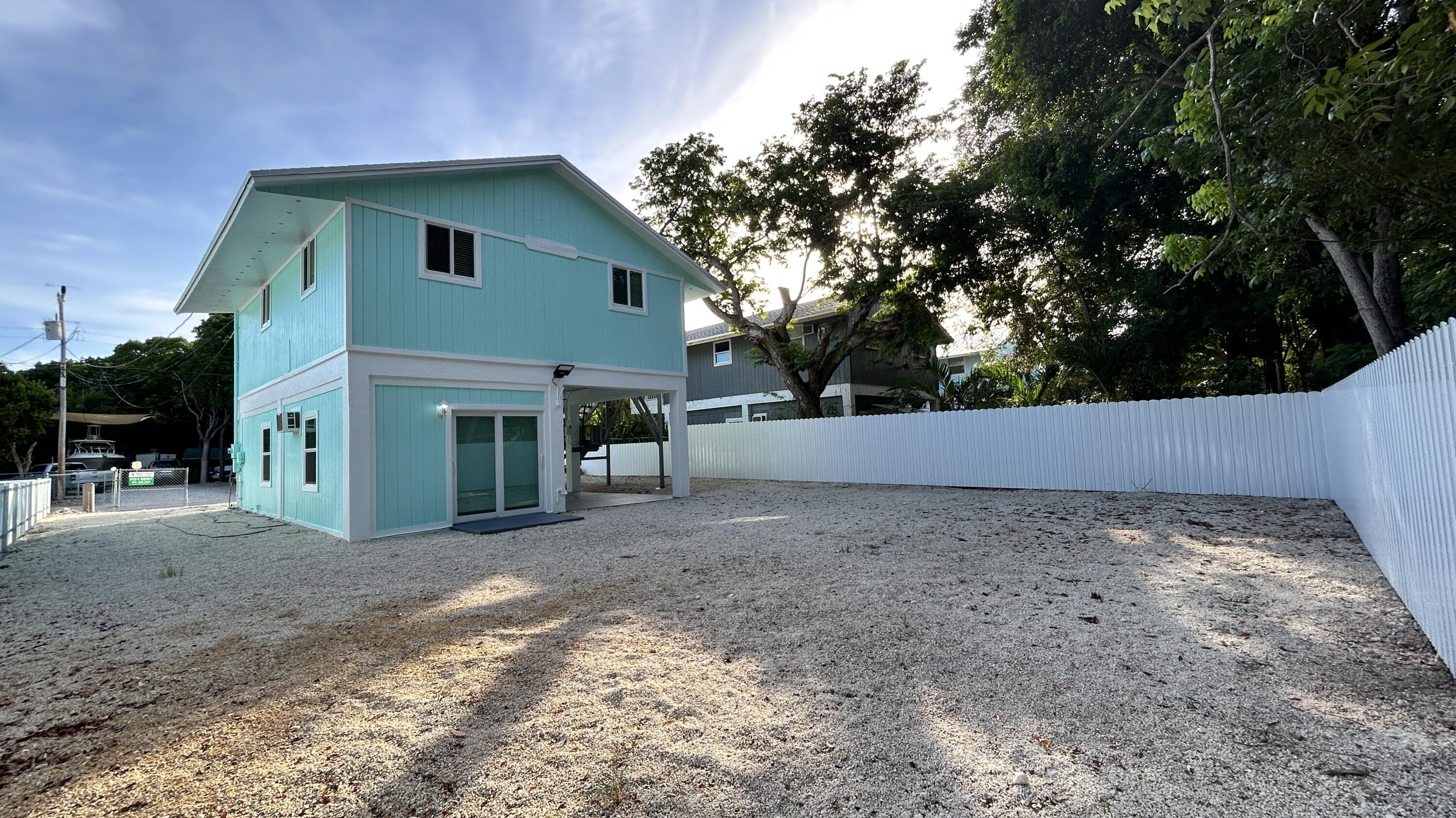 421 Mahogany Avenue Property Photo 3