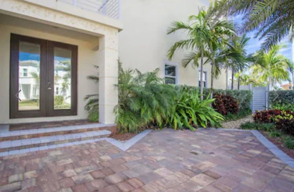 451 Sombrero Beach Road Property Photo 2