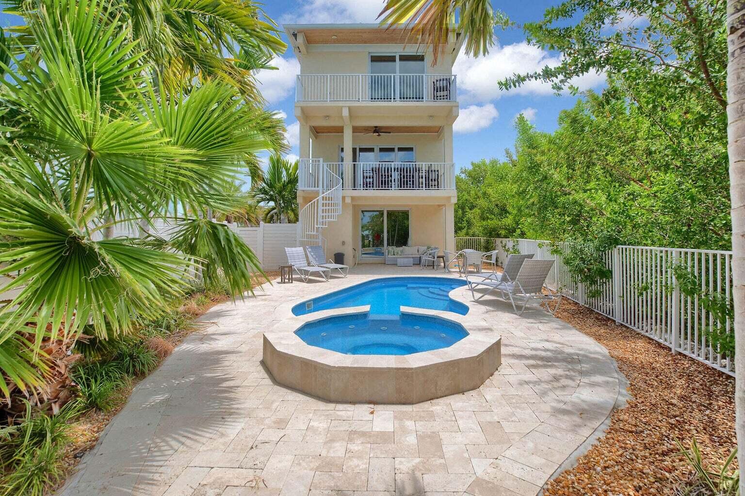 451 Sombrero Beach Road Property Photo 56