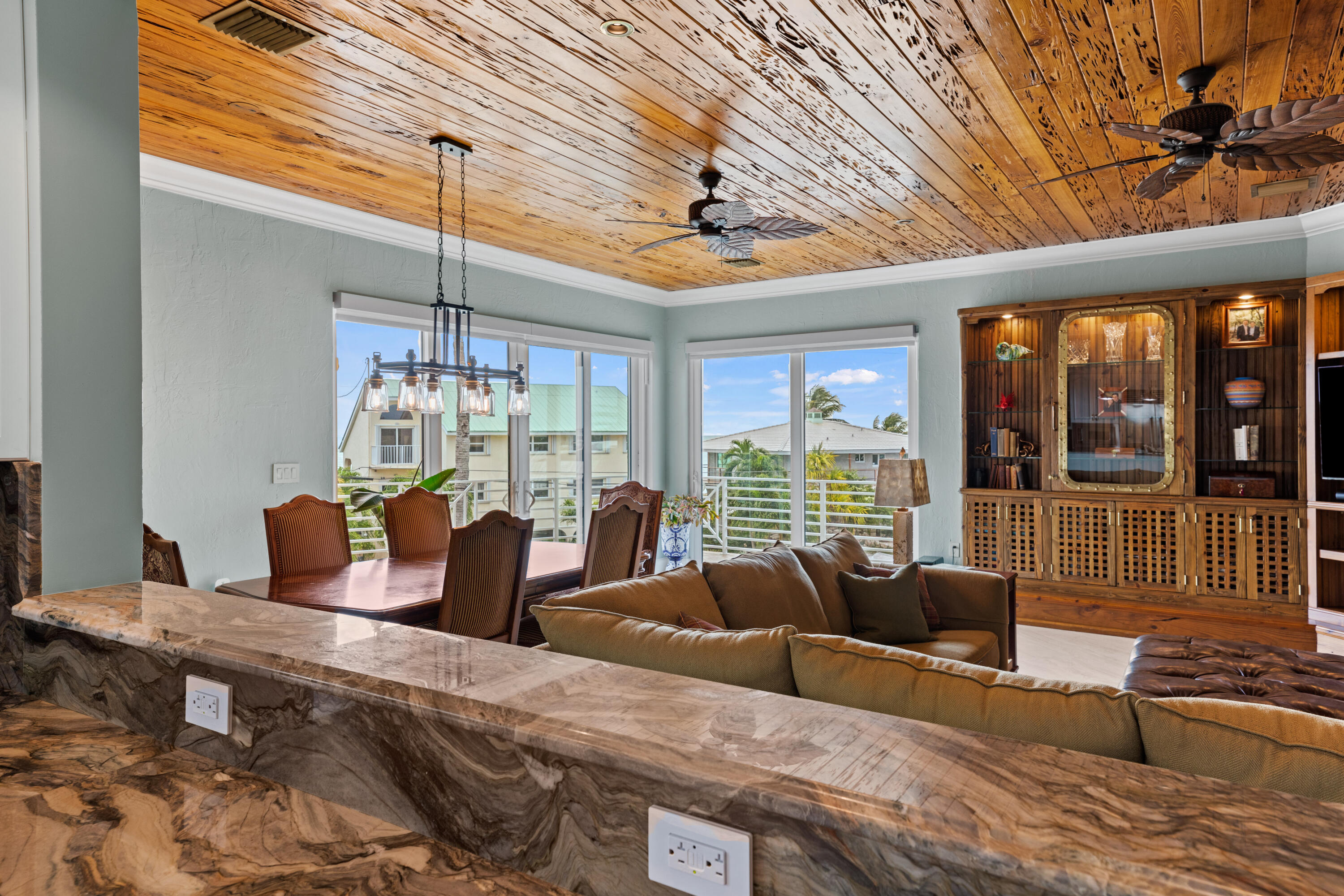 201 Nautilus Street Property Photo 15
