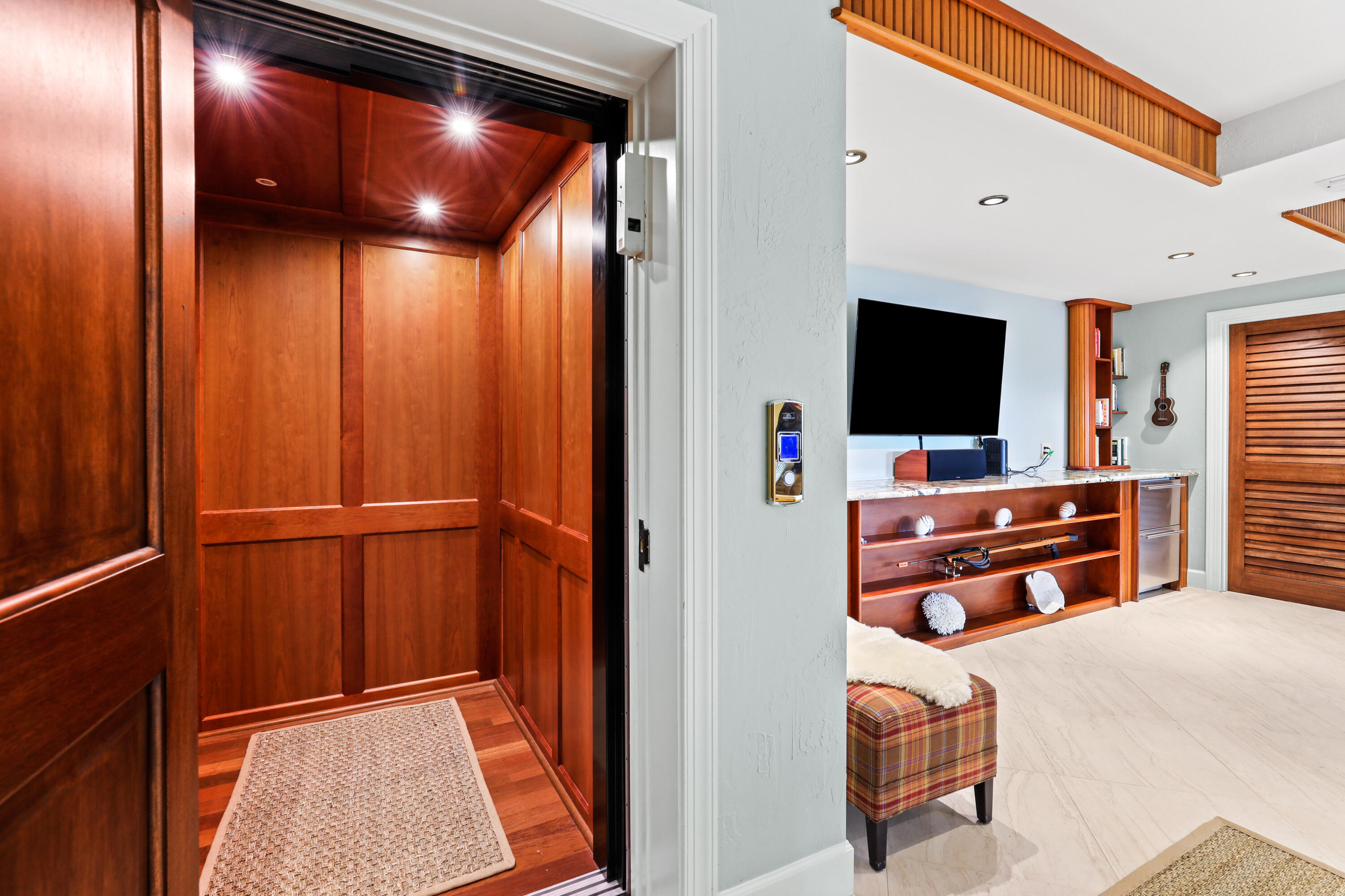 201 Nautilus Street Property Photo 17