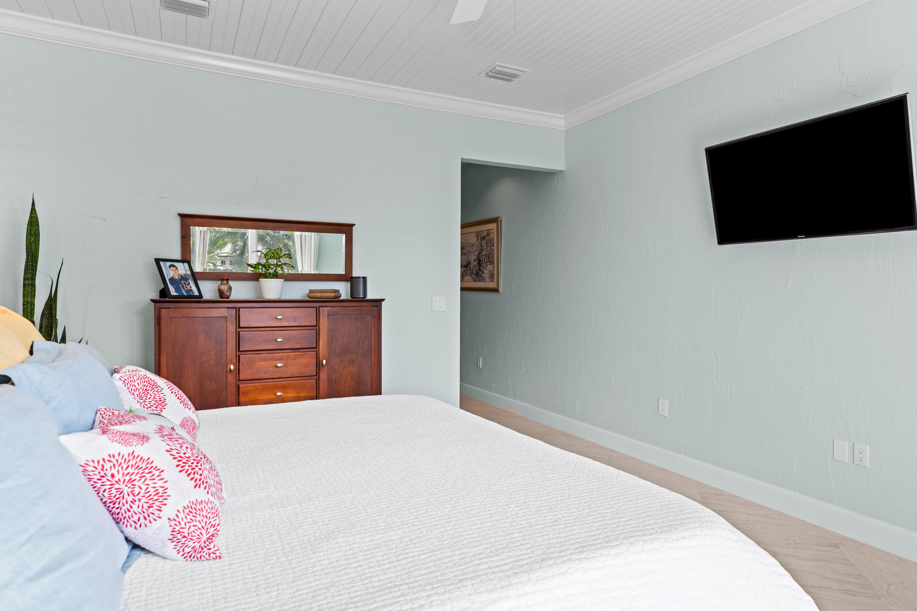 201 Nautilus Street Property Photo 19