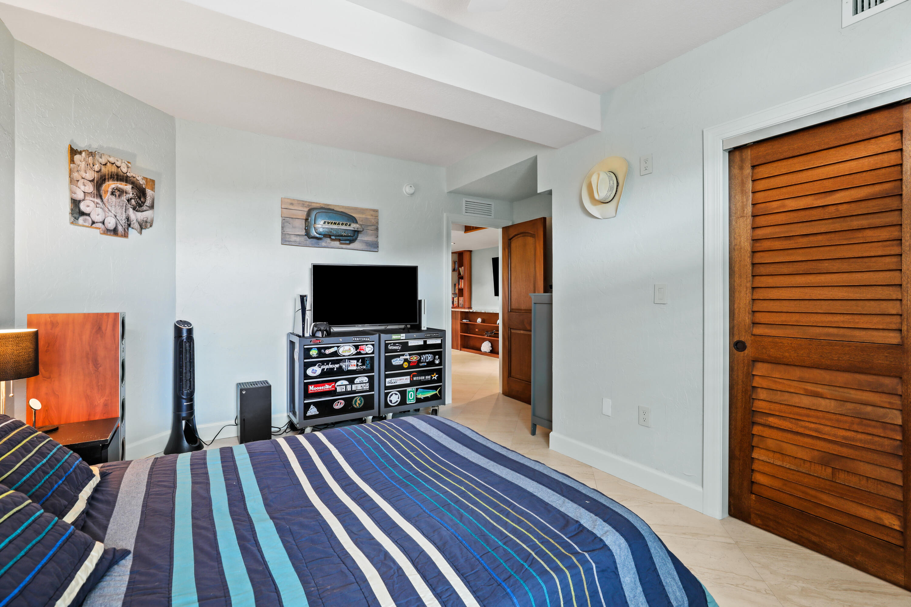 201 Nautilus Street Property Photo 28