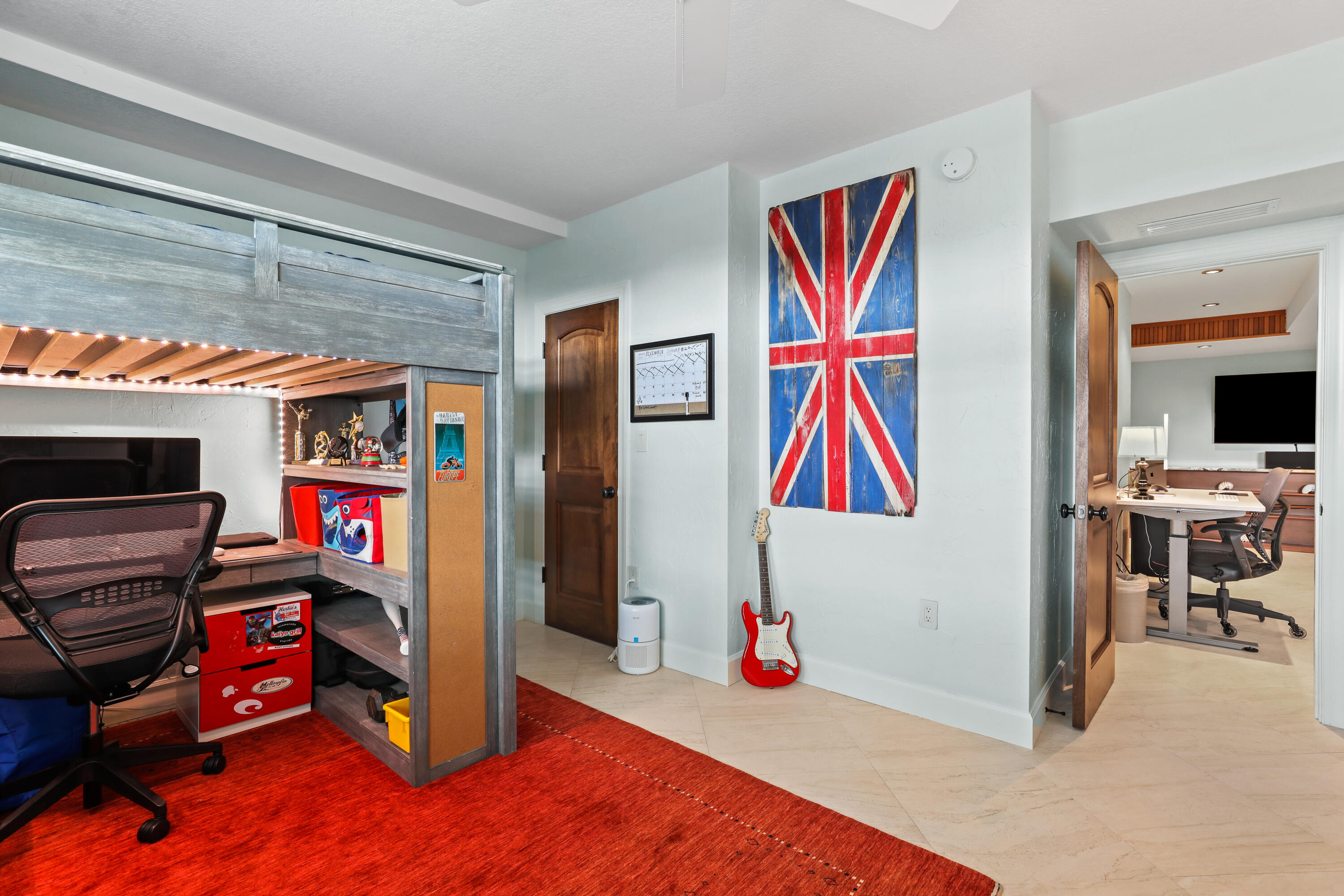 201 Nautilus Street Property Photo 29