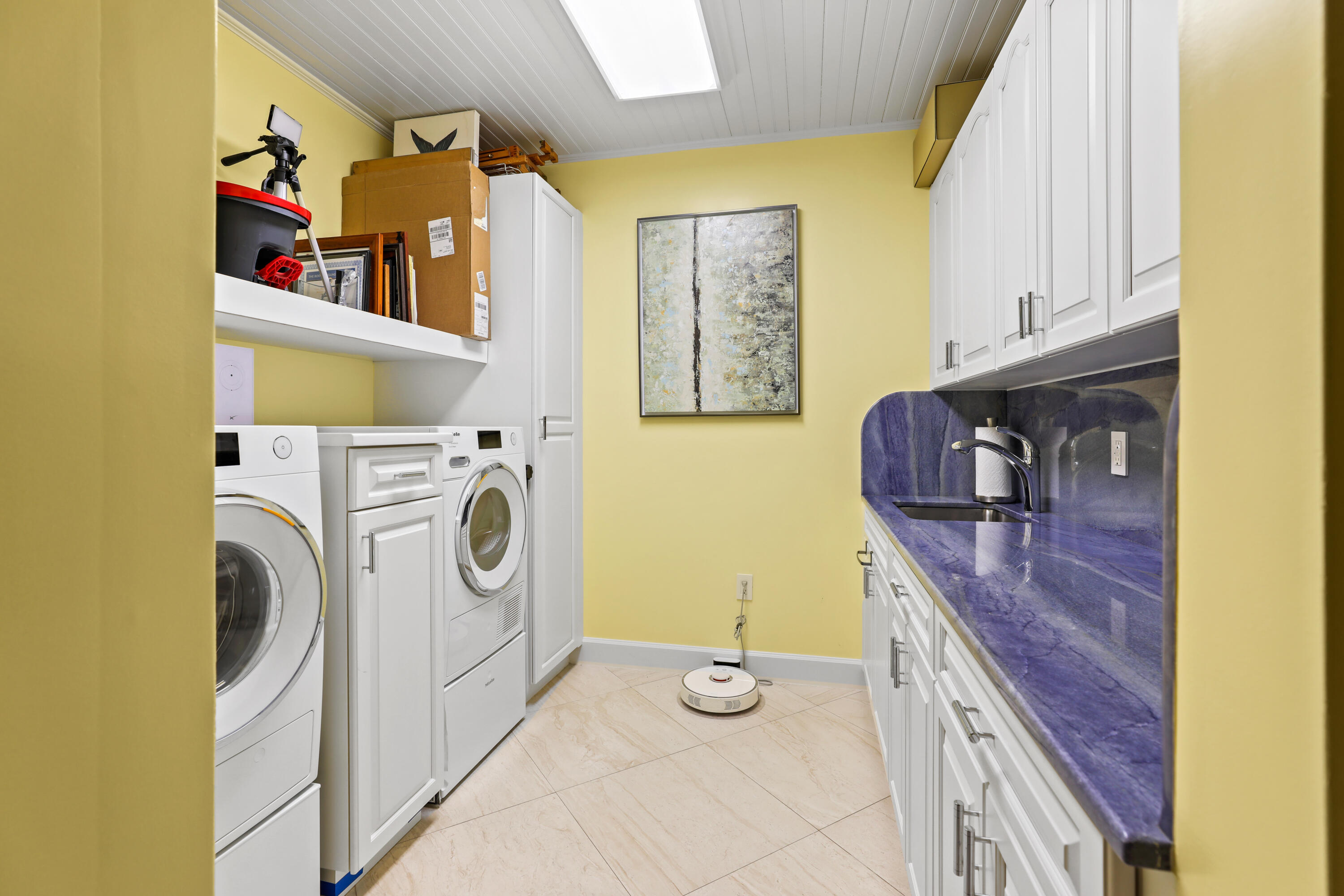 201 Nautilus Street Property Photo 38