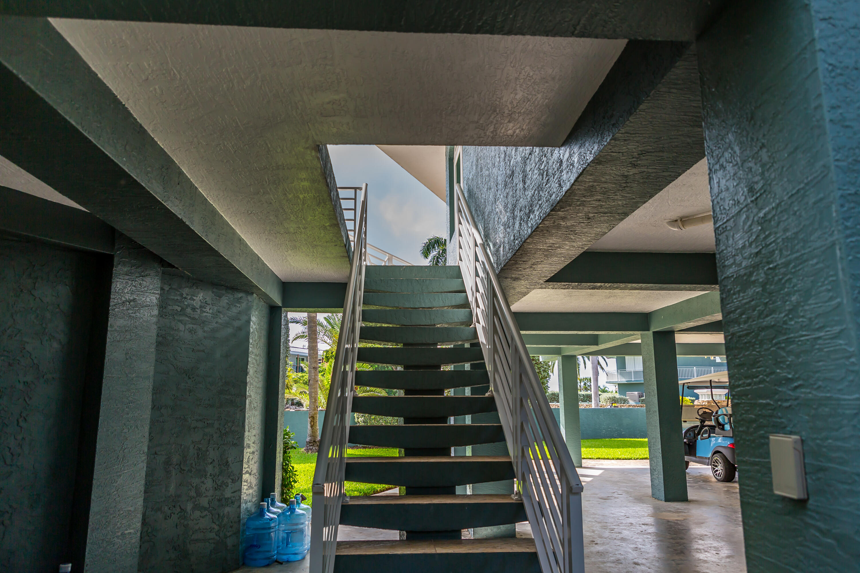 201 Nautilus Street Property Photo 41