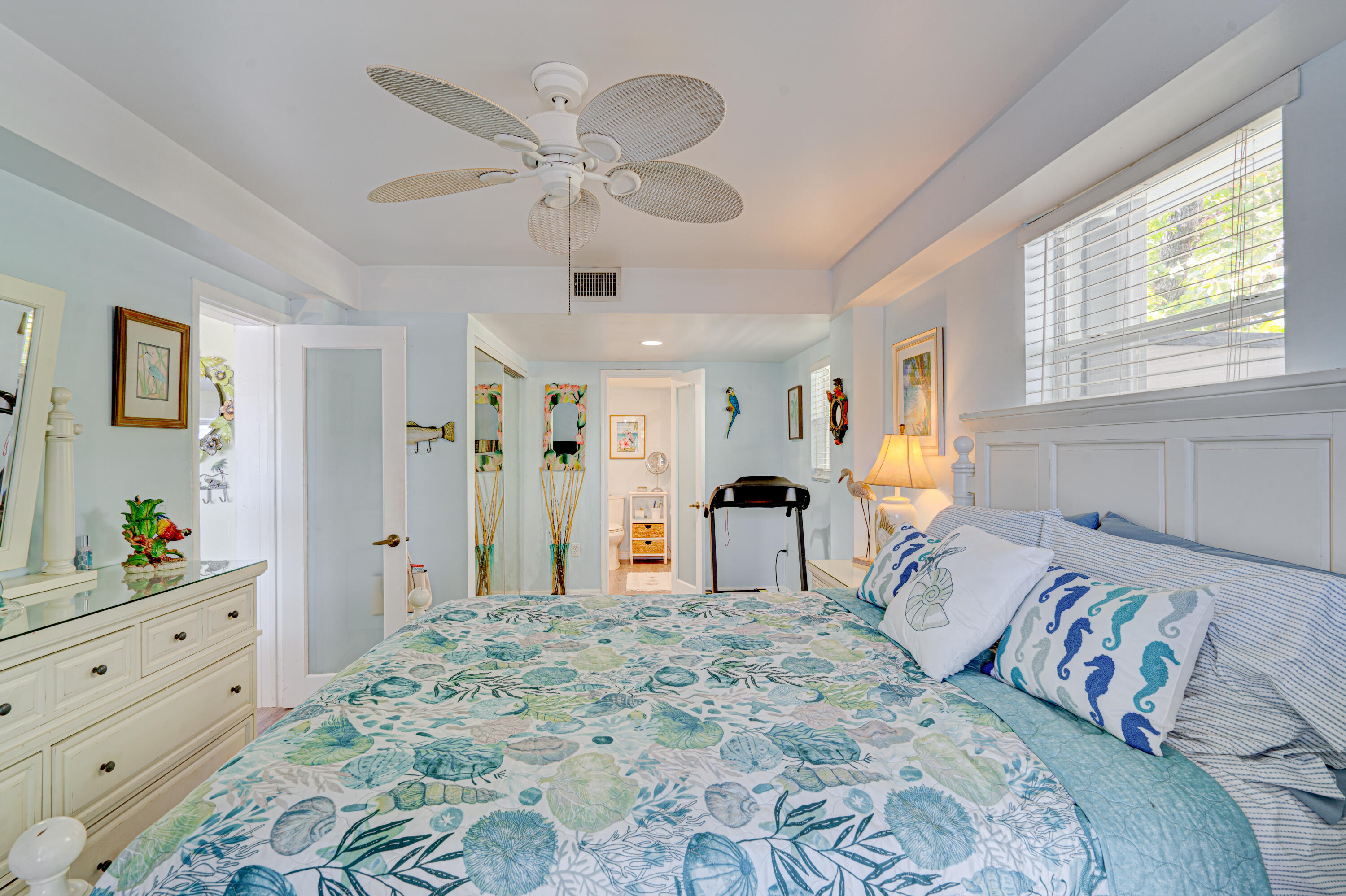 130 Plantation Avenue, Upper Property Photo 33