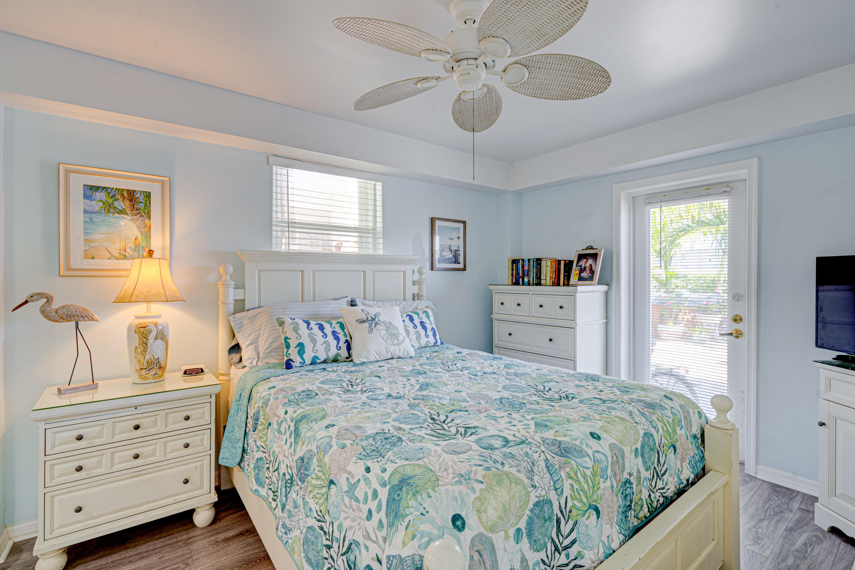 130 Plantation Avenue, Upper Property Photo 34