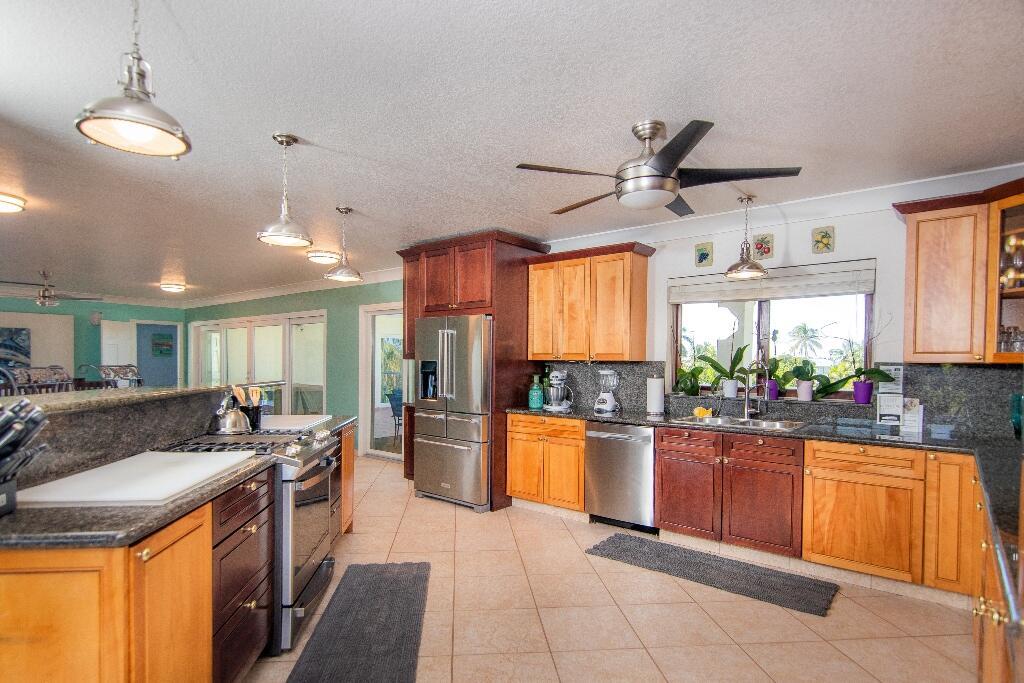 619 Sombrero Beach Road Property Photo 3