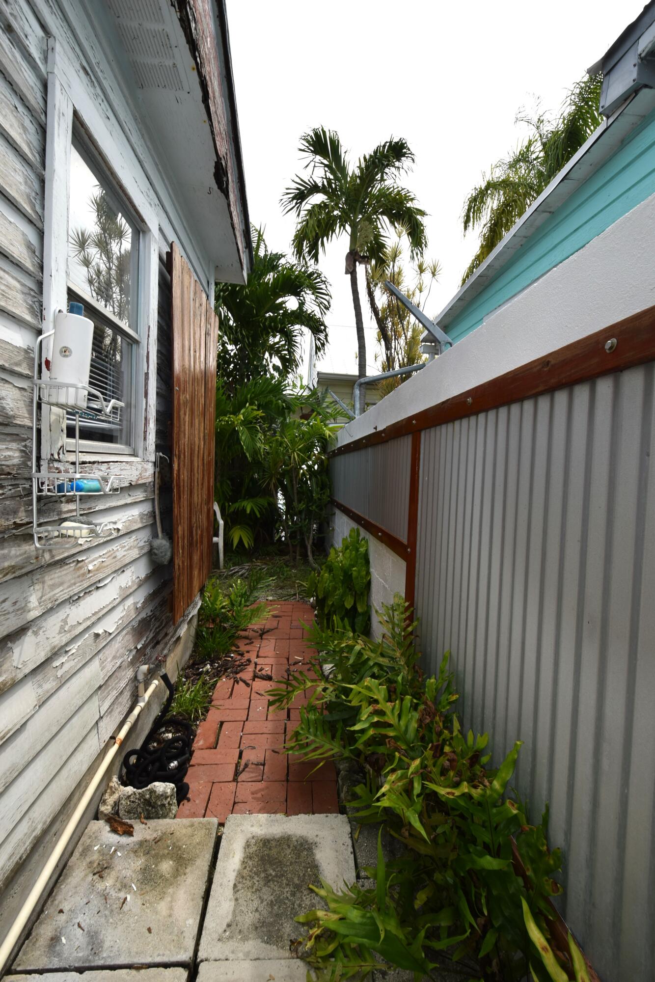 1102 Whitehead Street Property Photo 10
