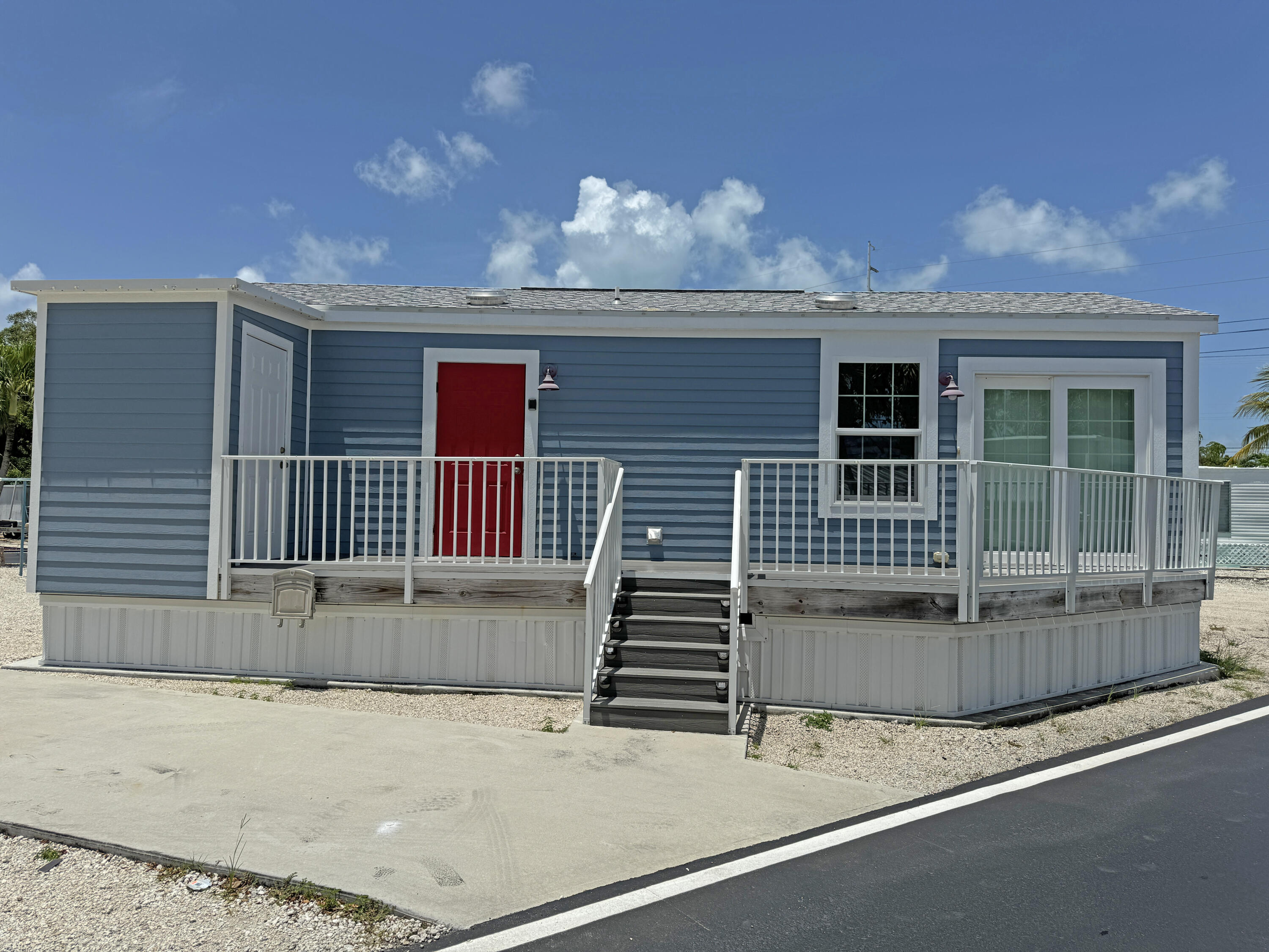 6099 Overseas Highway, 10e Property Photo 6