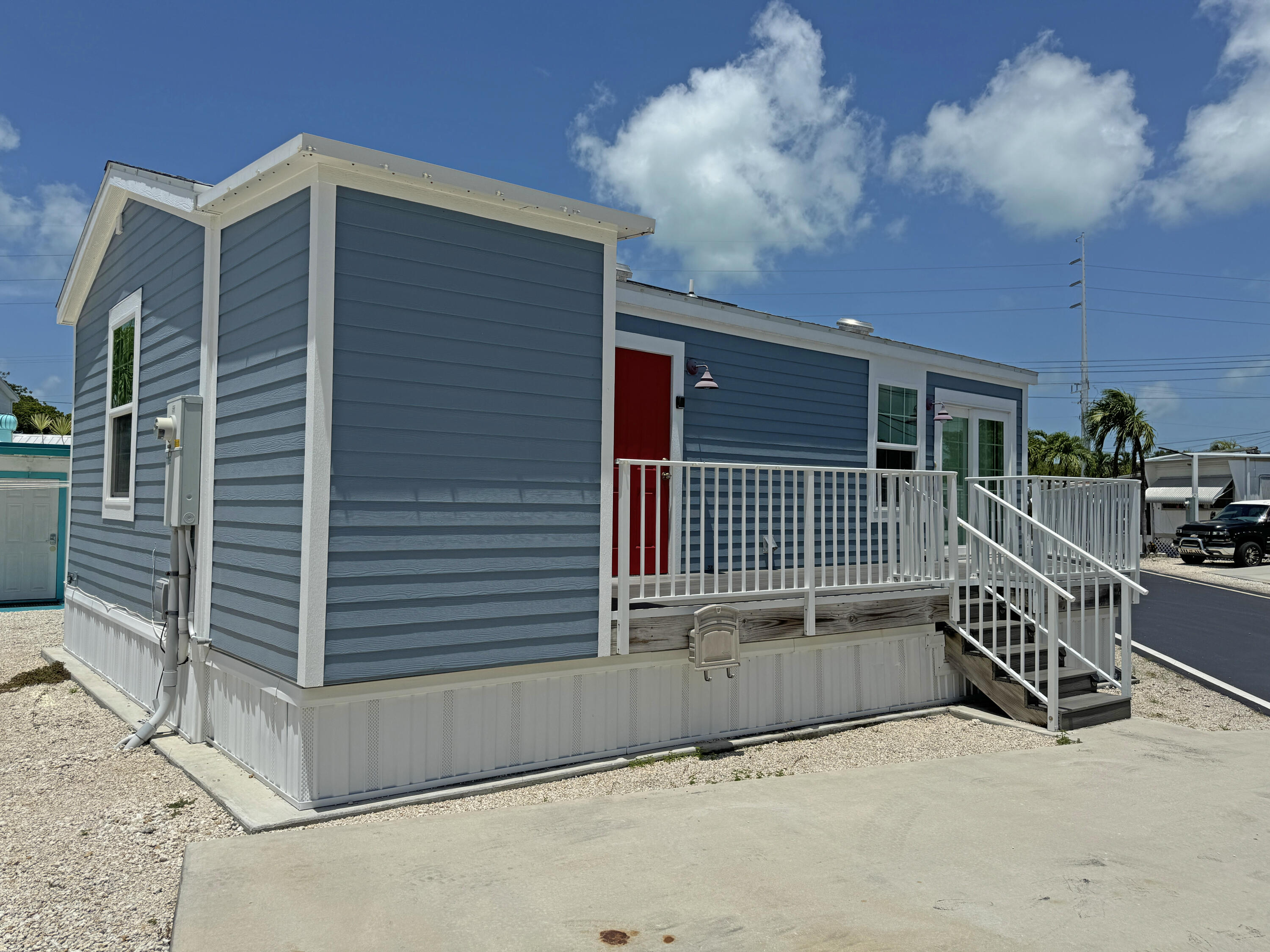 6099 Overseas Highway, 10e Property Photo 7
