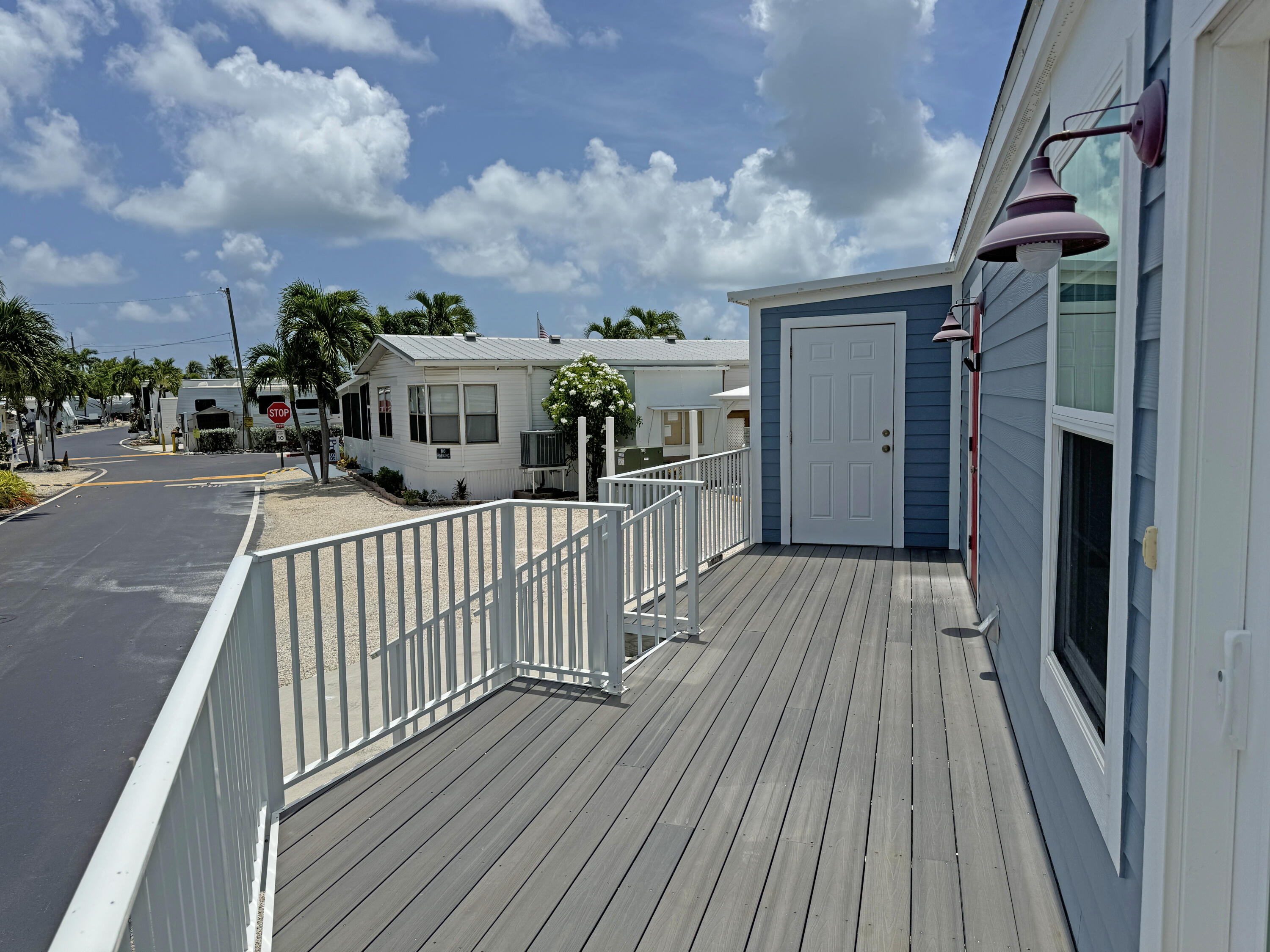 6099 Overseas Highway, 10e Property Photo 9