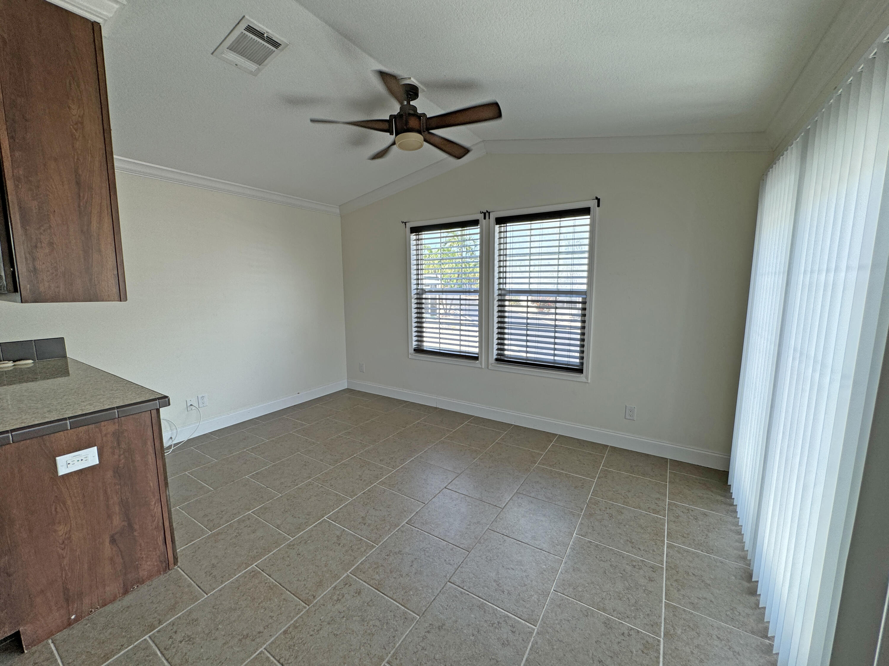 6099 Overseas Highway, 10e Property Photo 20
