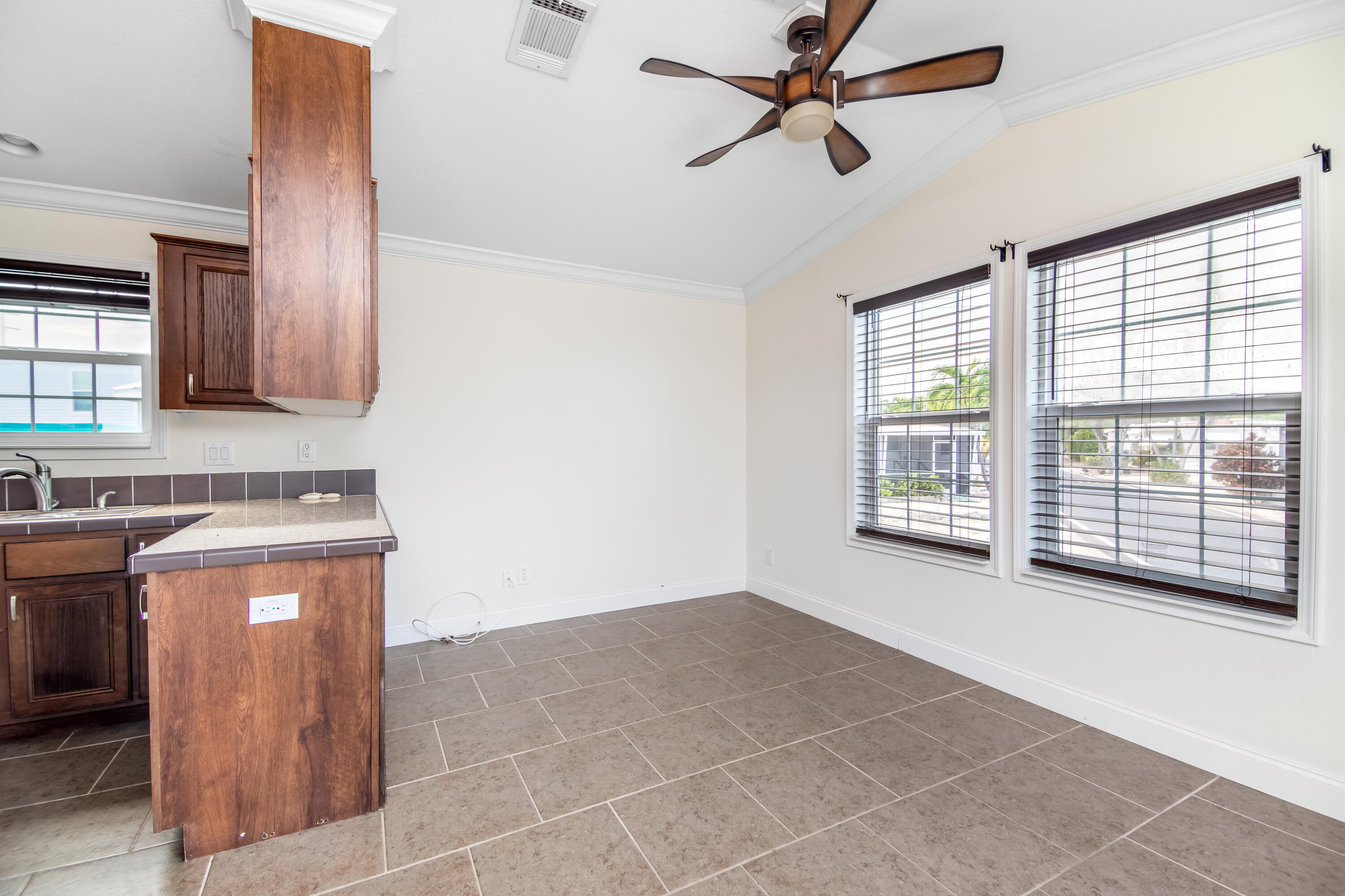 6099 Overseas Highway, 10e Property Photo 22
