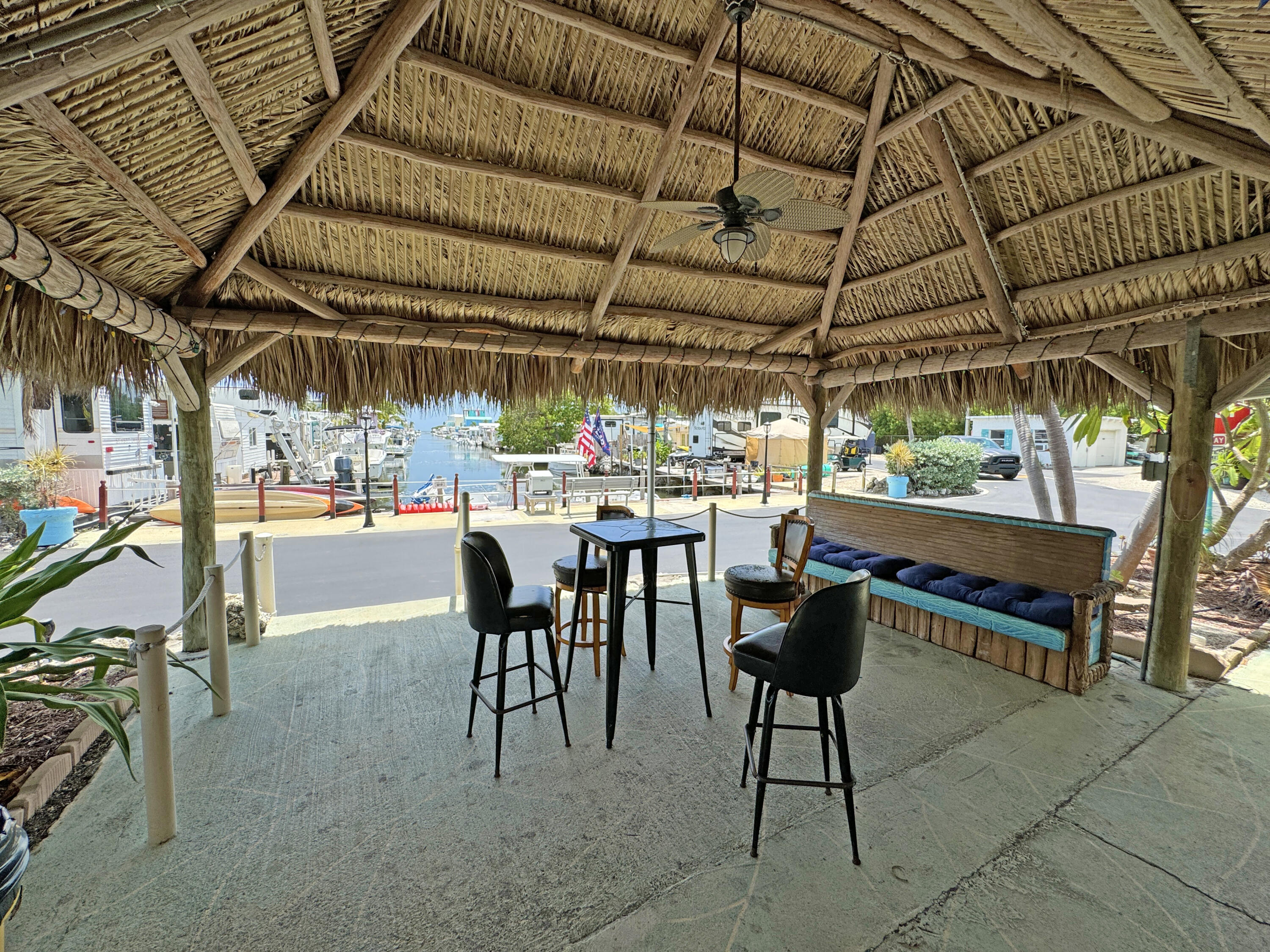 6099 Overseas Highway, 10e Property Photo 37