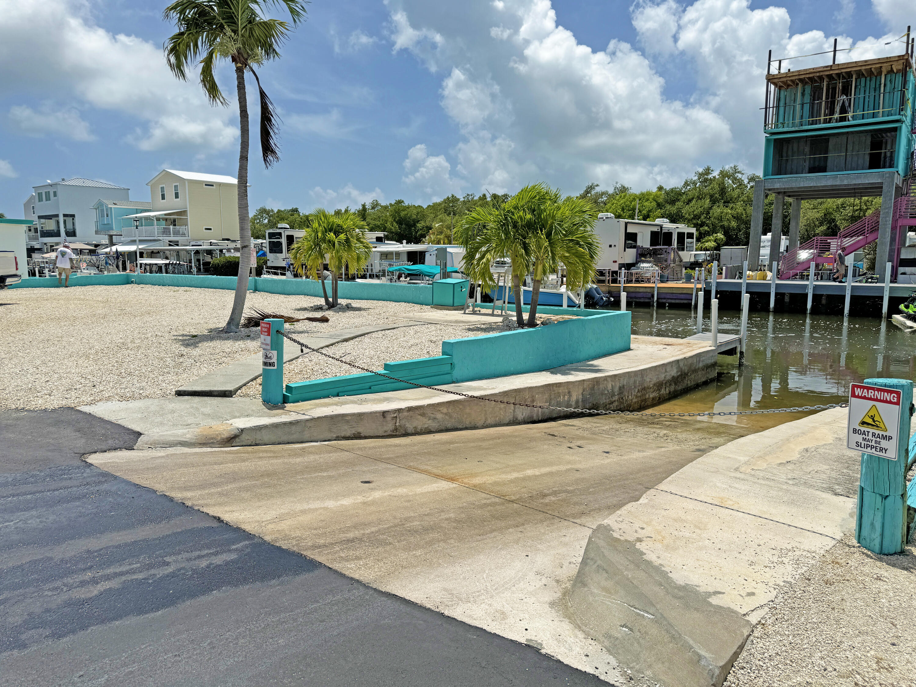 6099 Overseas Highway, 10e Property Photo 38