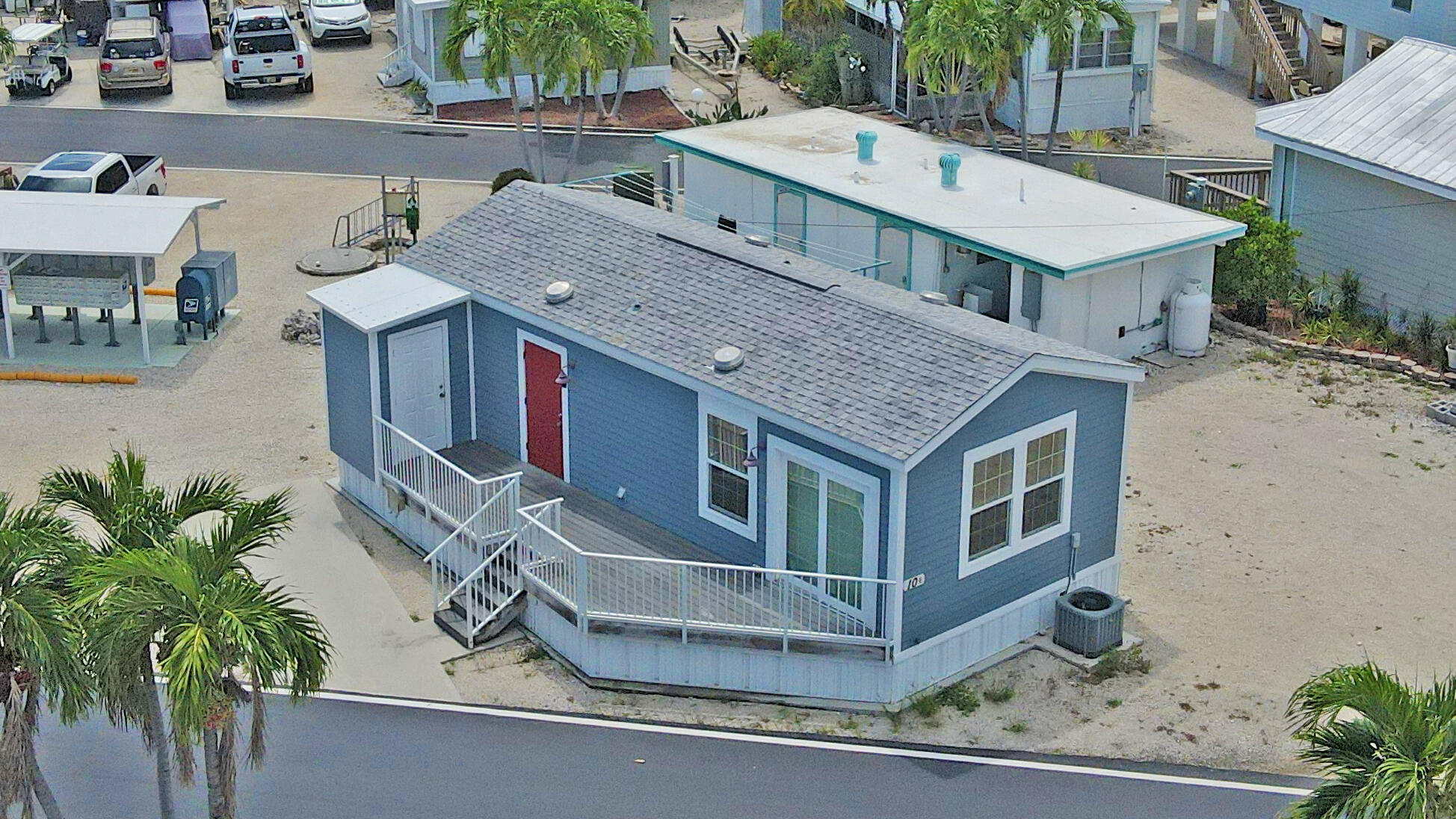 6099 Overseas Highway, 10e Property Photo 47