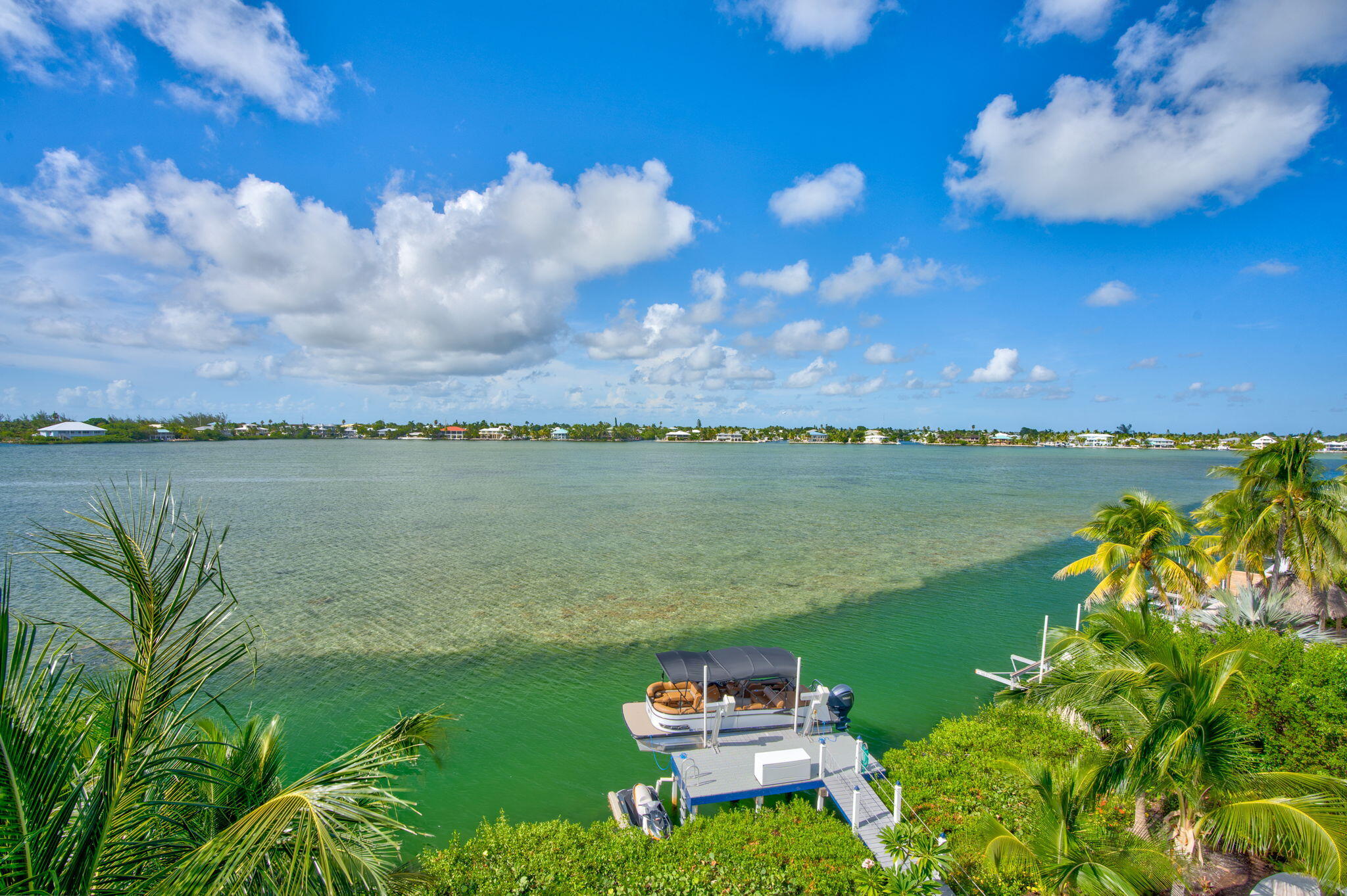 16705 Tamarind Road Property Photo 6