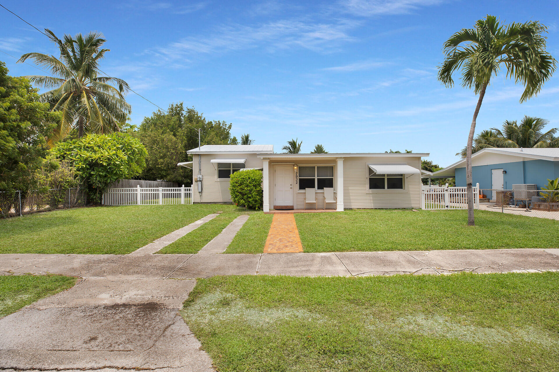 7932 Tuna Drive Property Photo 3