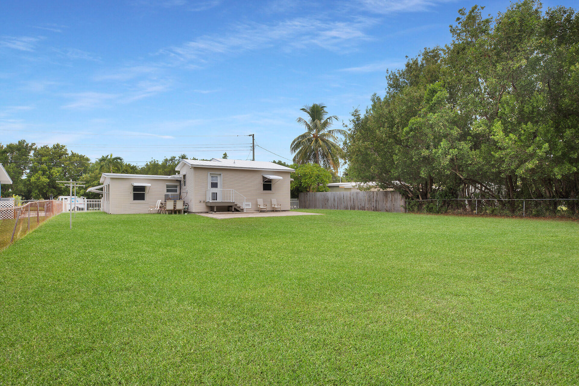 7932 Tuna Drive Property Photo 7