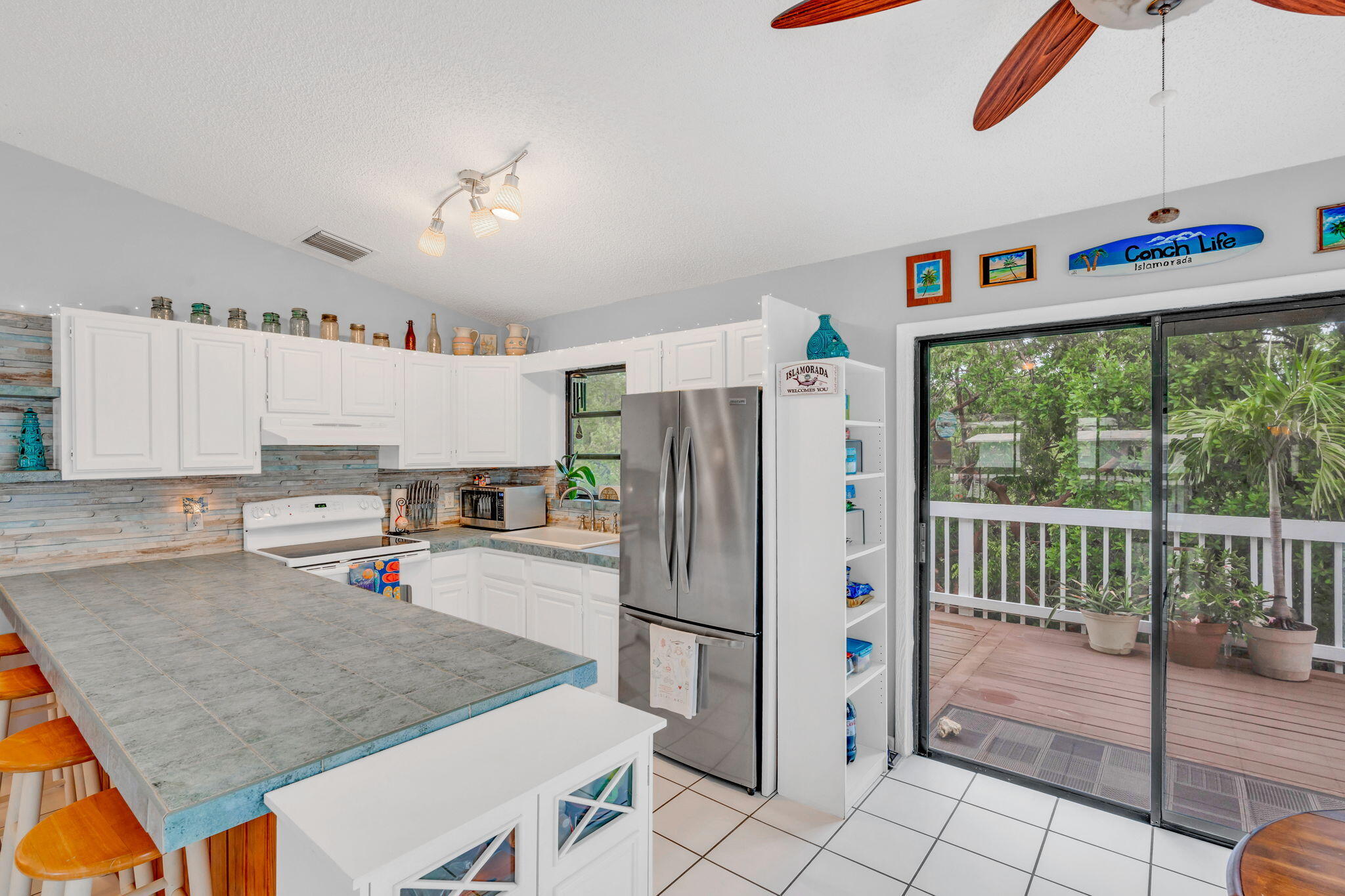 168 Ocean Drive Property Photo 10
