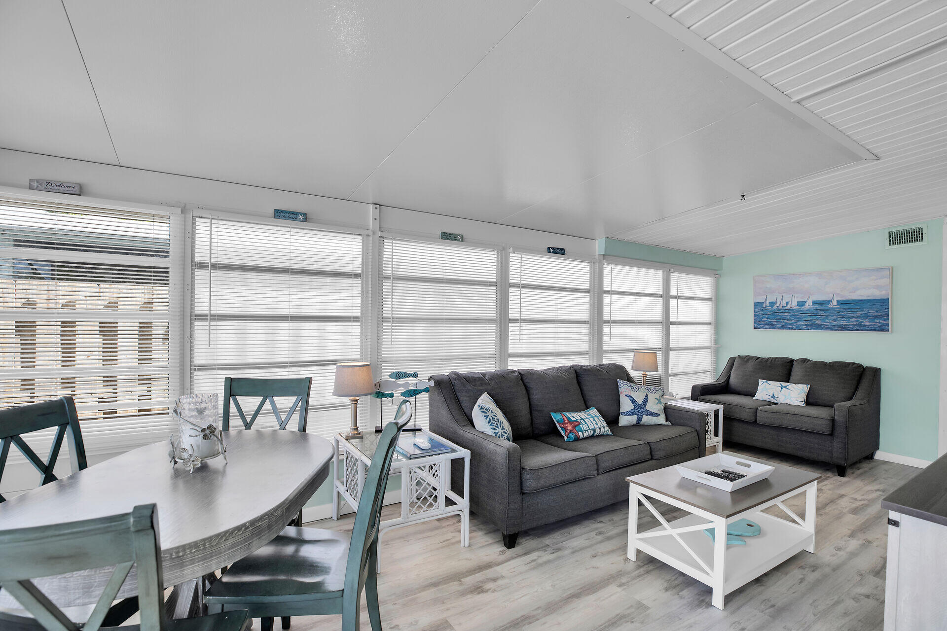 211 5th Street Property Photo 2