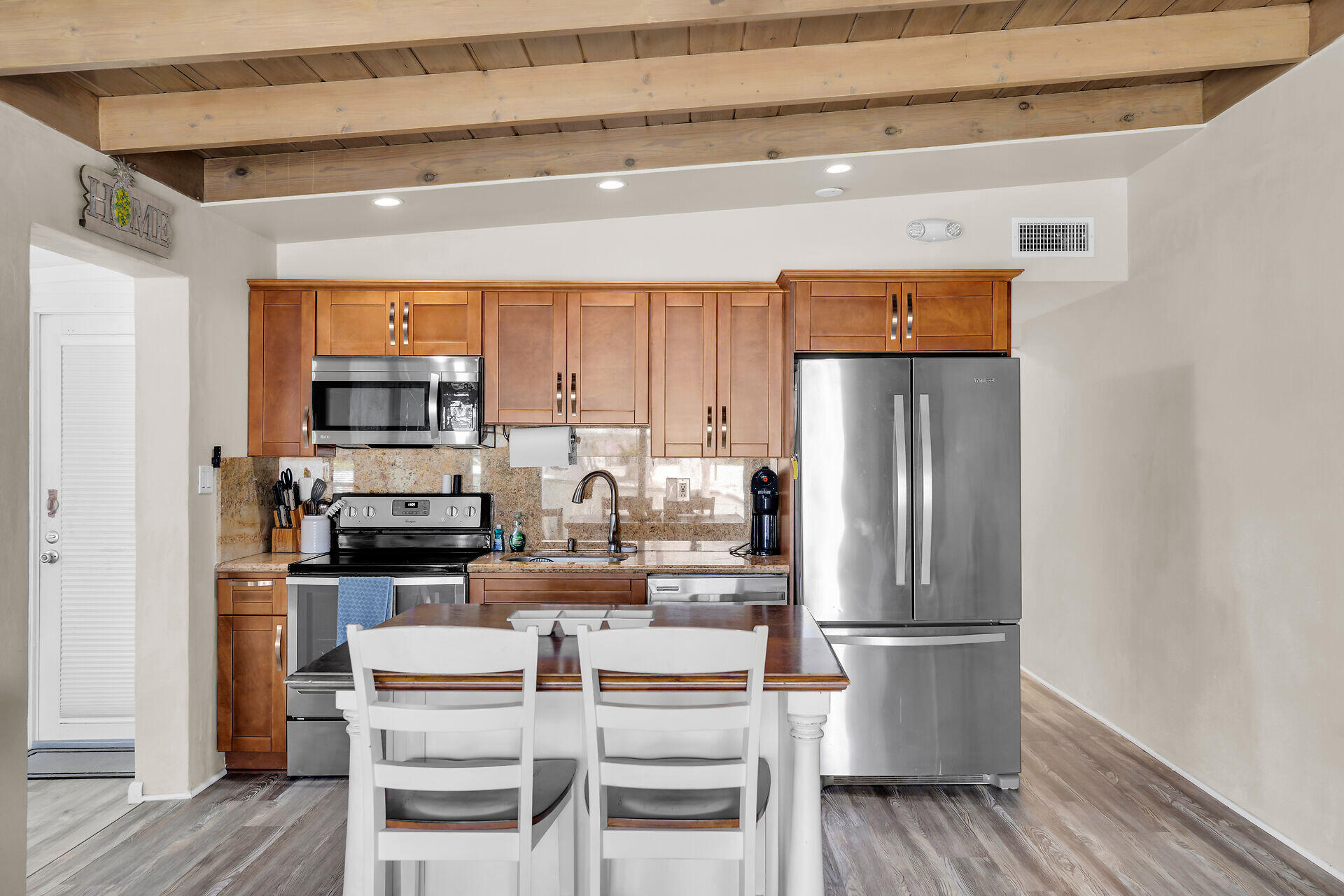 211 5th Street Property Photo 6