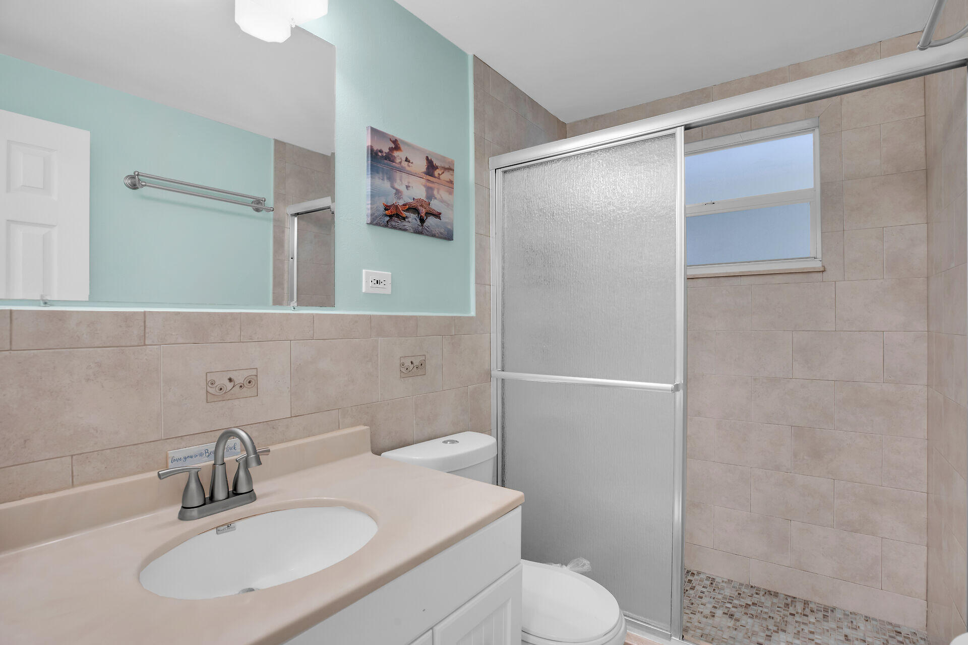 211 5th Street Property Photo 11
