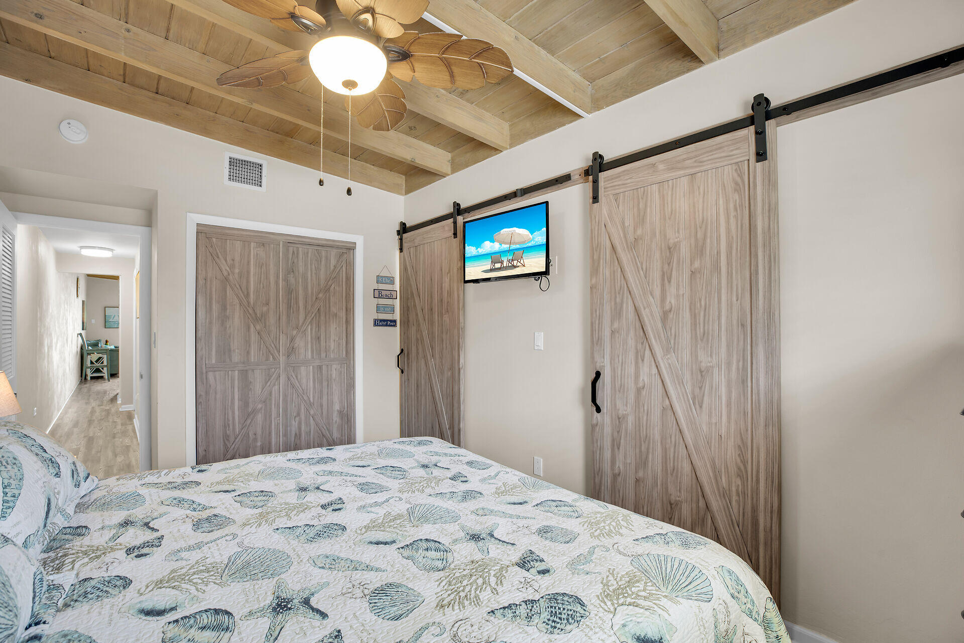 211 5th Street Property Photo 15