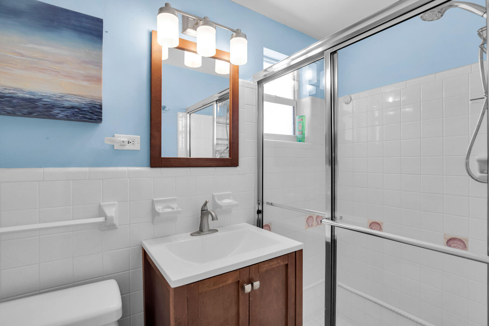 211 5th Street Property Photo 16