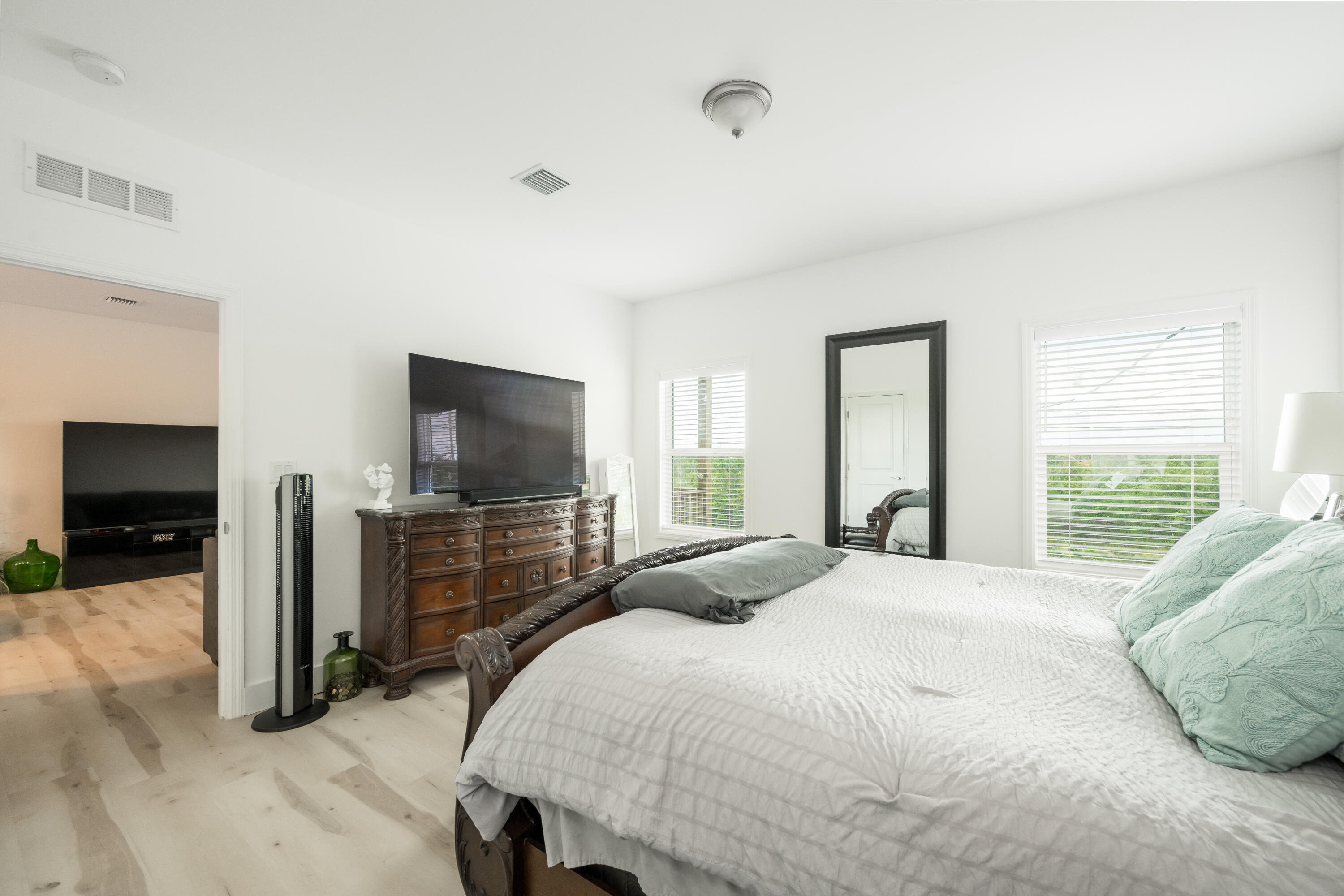 26868 Mariposa Road Property Photo 14