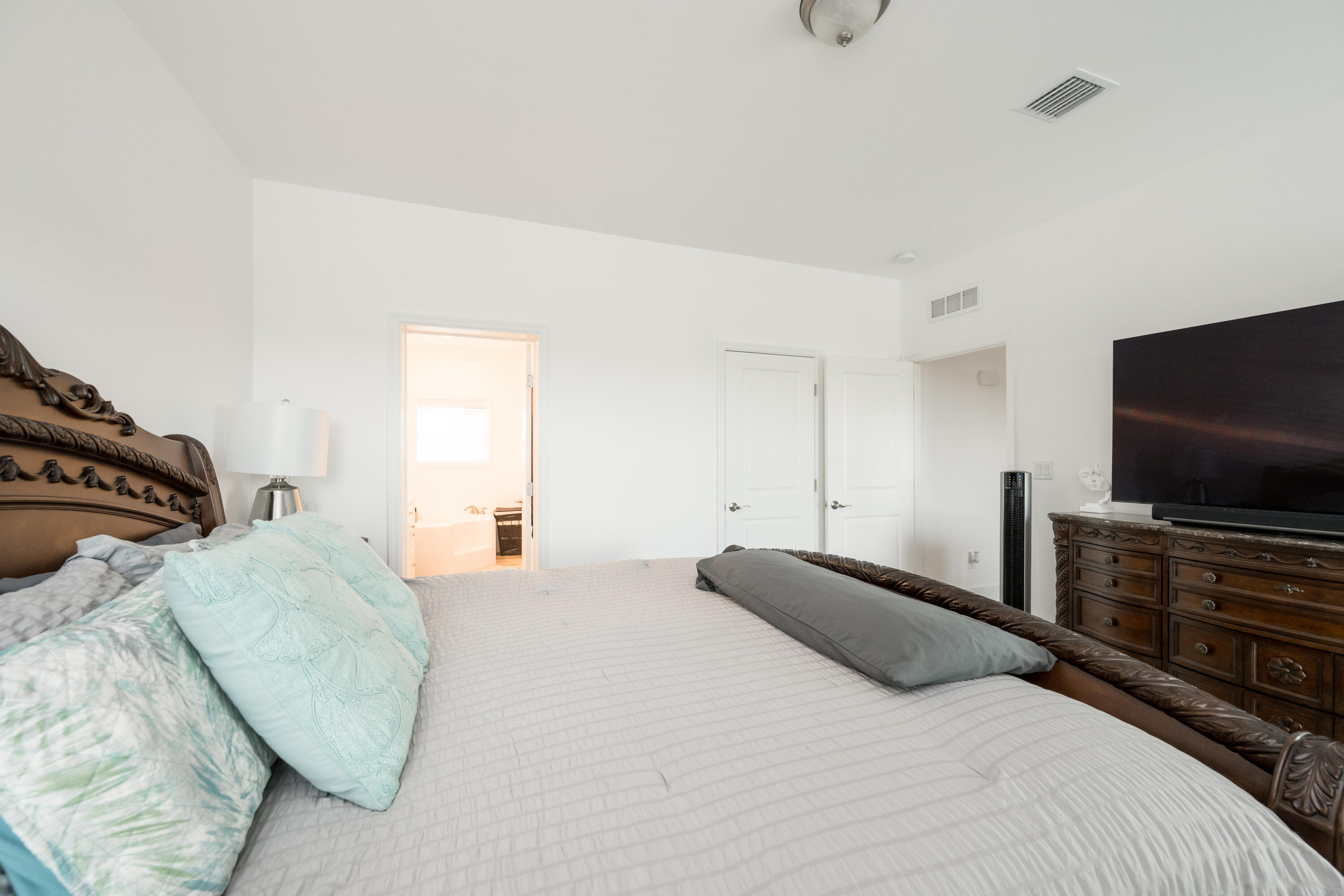 26868 Mariposa Road Property Photo 16