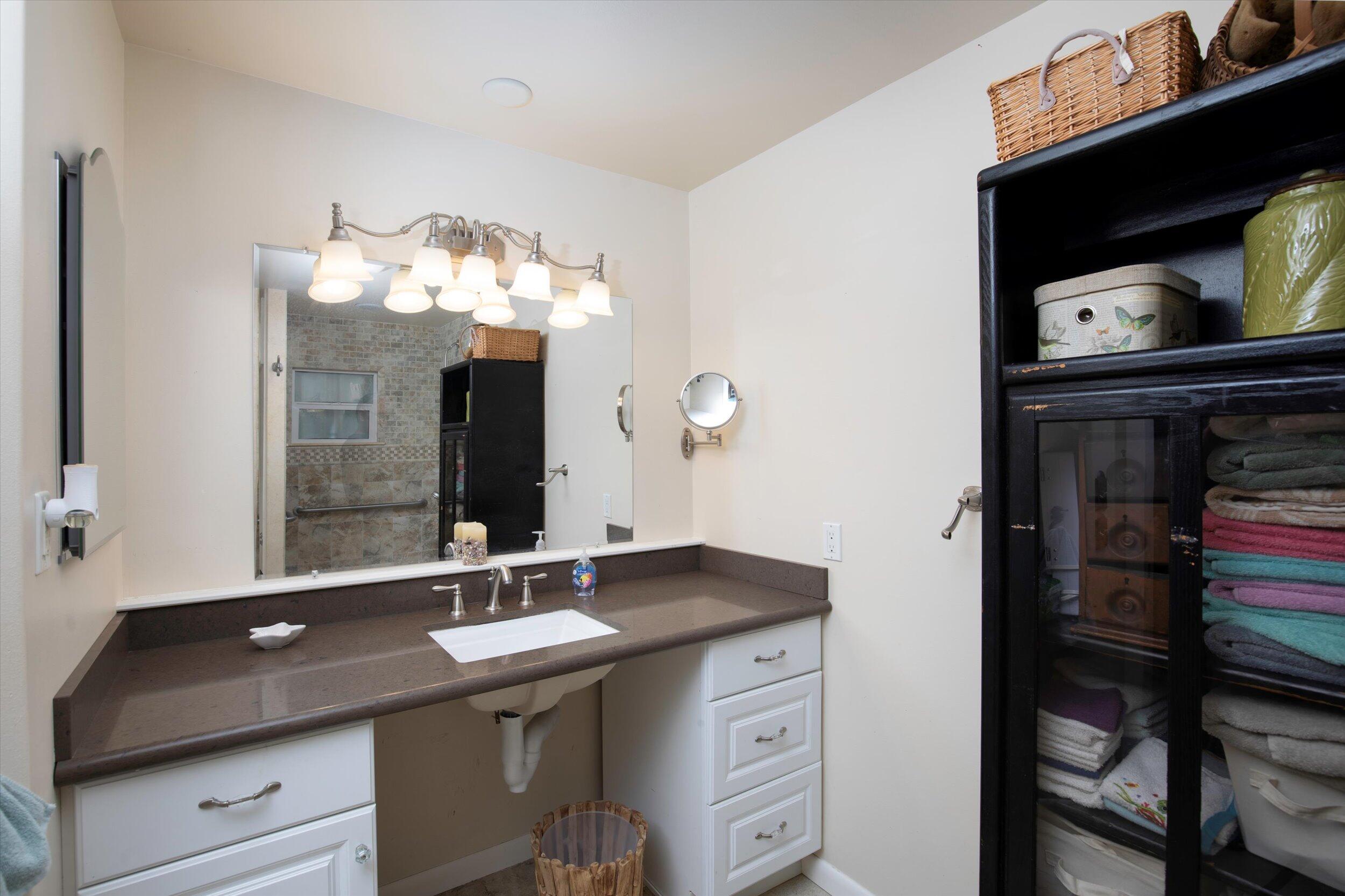 3672 Fox Street Property Photo 15
