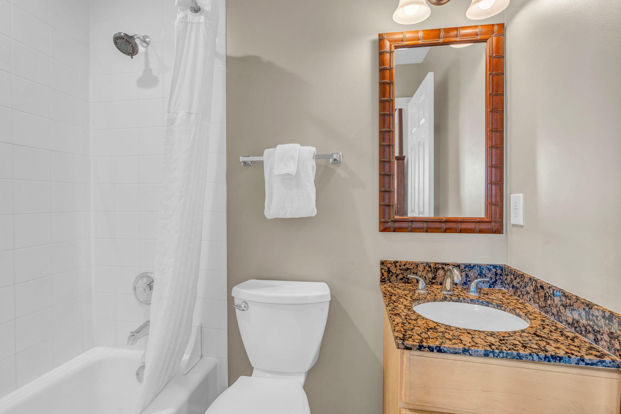 5070 Sunset Village Drive, C-103 Property Photo 18