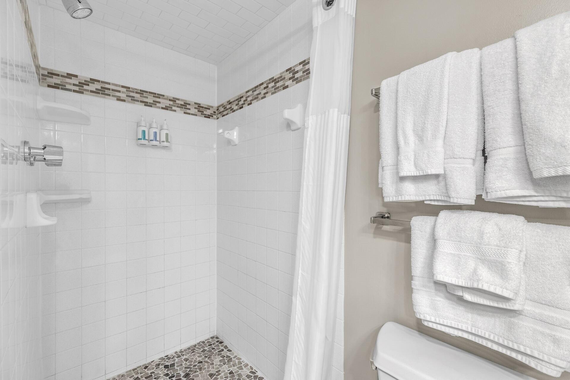 8202 Marina Villa Drive, 8202 Property Photo 33