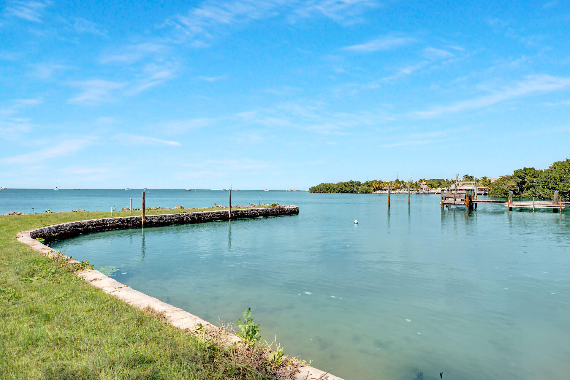 81910 & 81908 Overseas Highway Property Photo 8