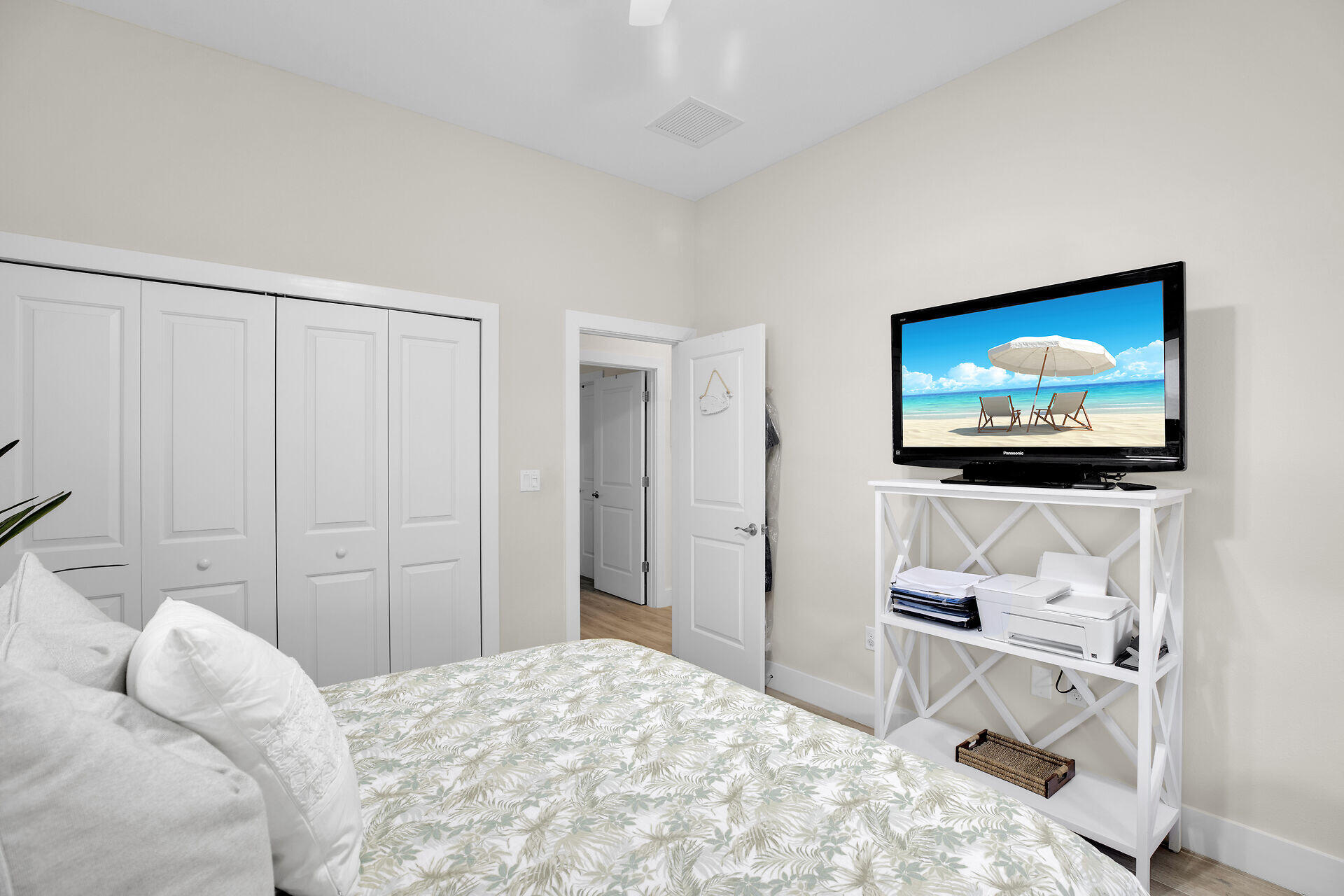 162 Marina Avenue Property Photo 27
