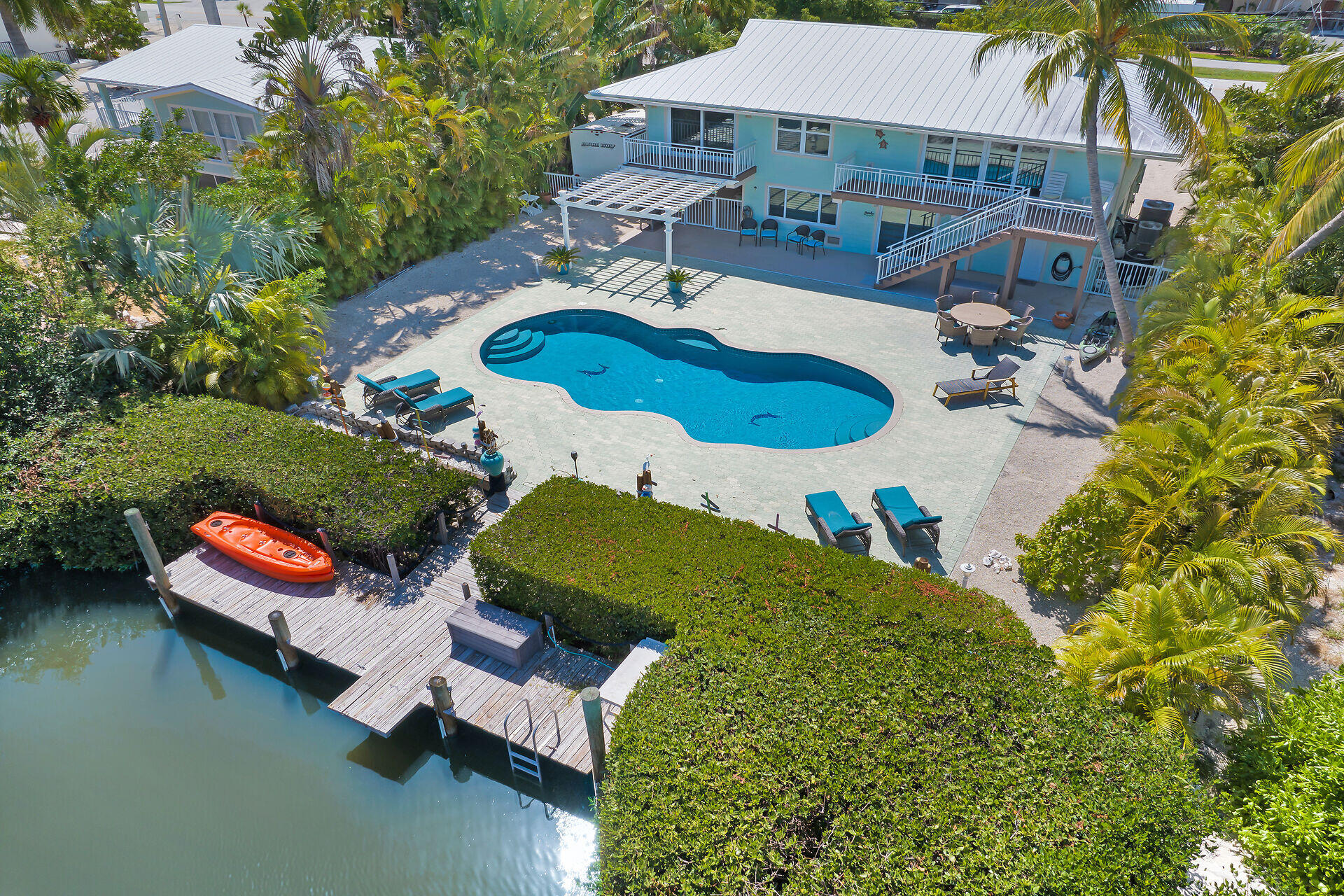 538 Sombrero Beach Road Property Photo 1