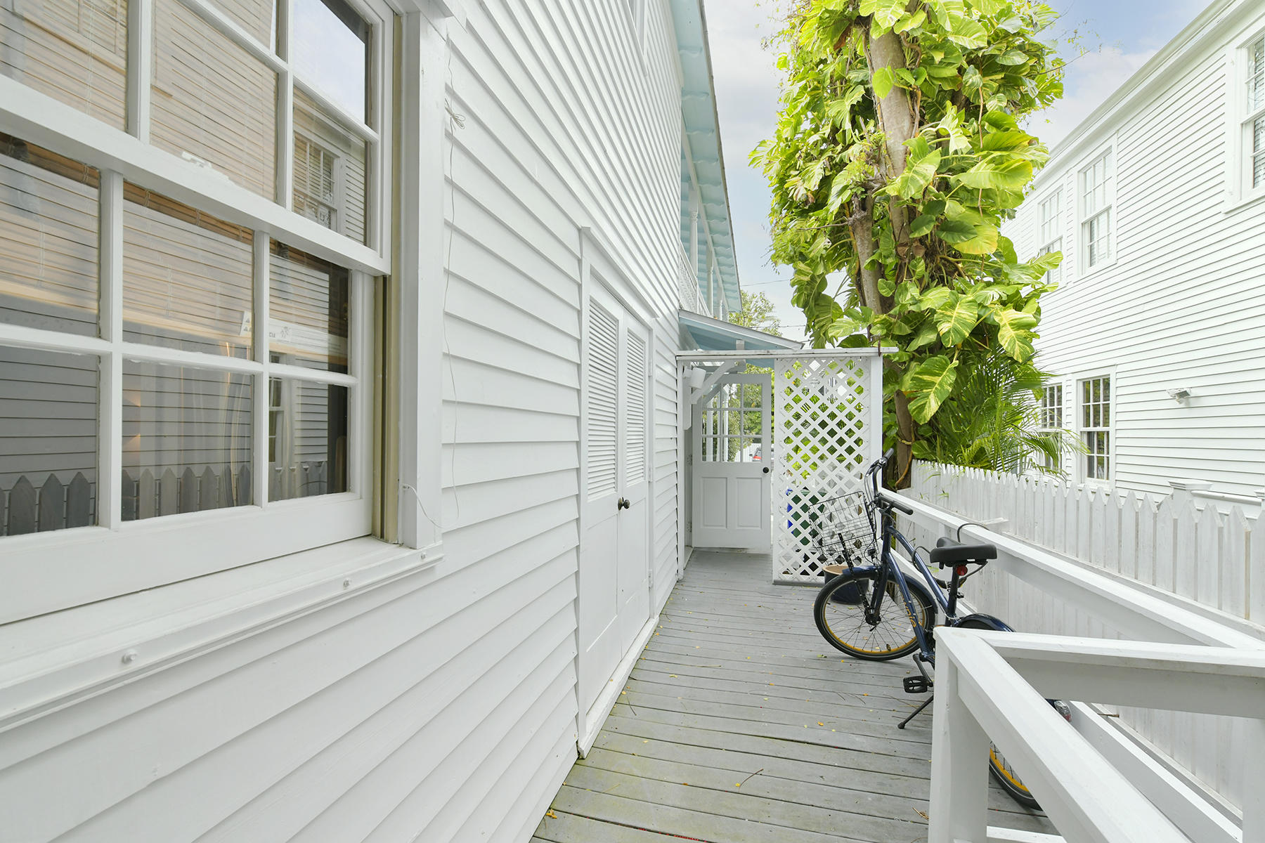 1022 Fleming Street Property Photo 7