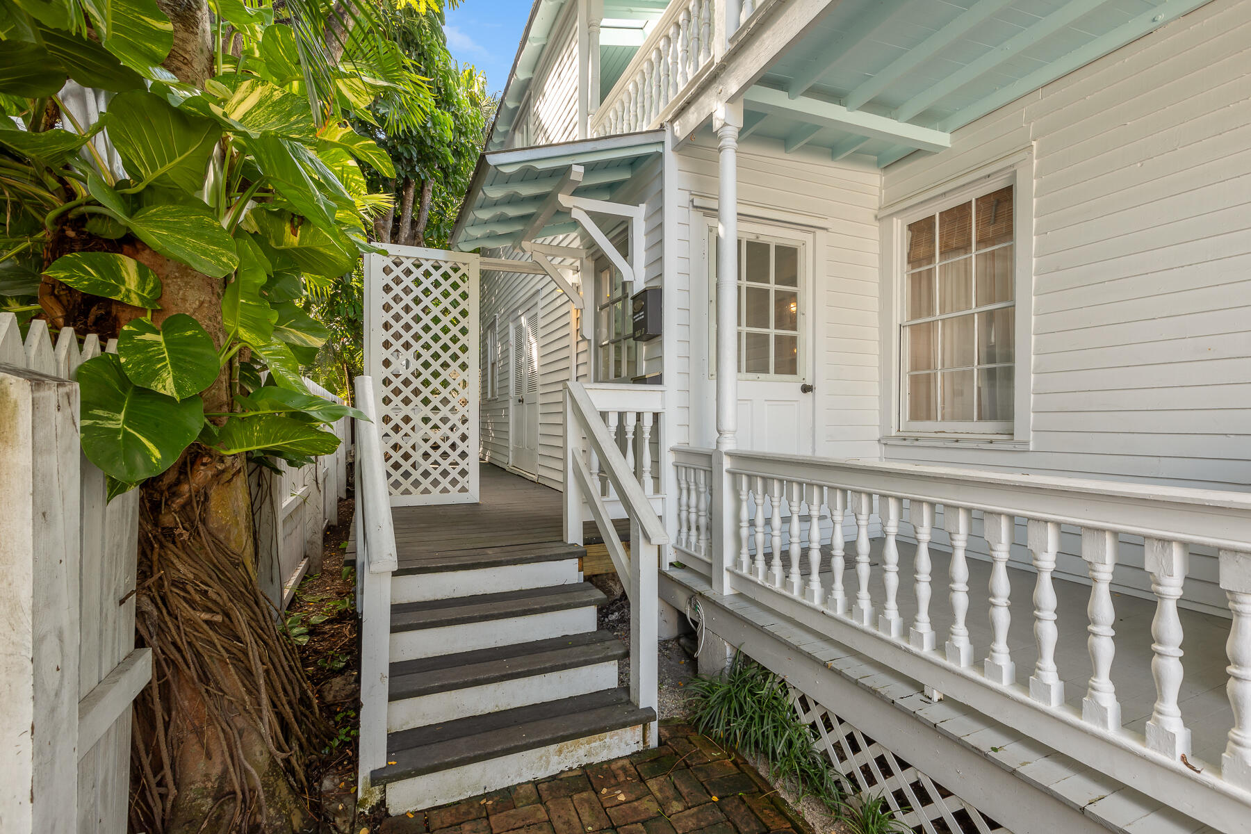 1022 Fleming Street Property Photo 8