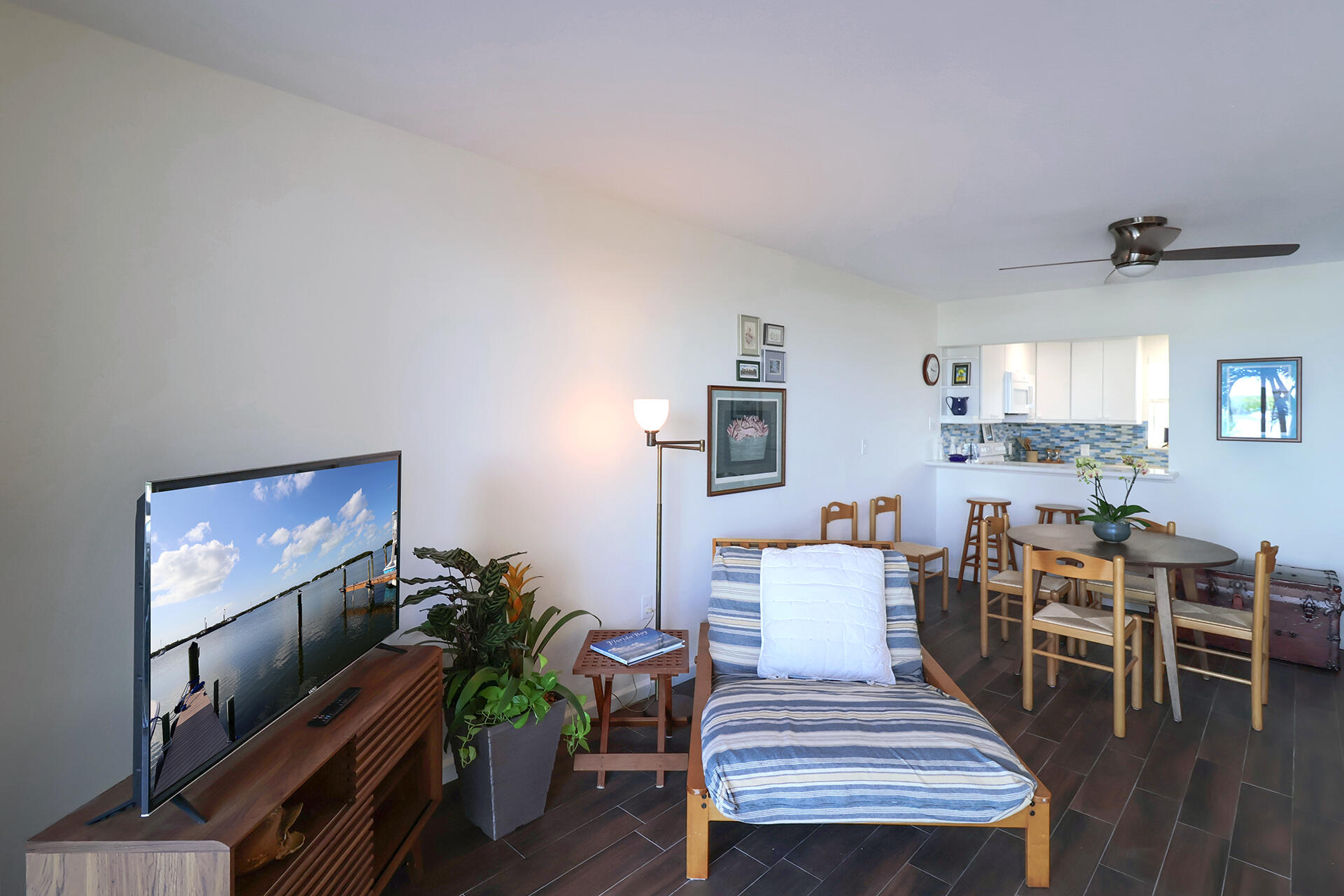 200 Harborview Drive, 108 Property Photo 14