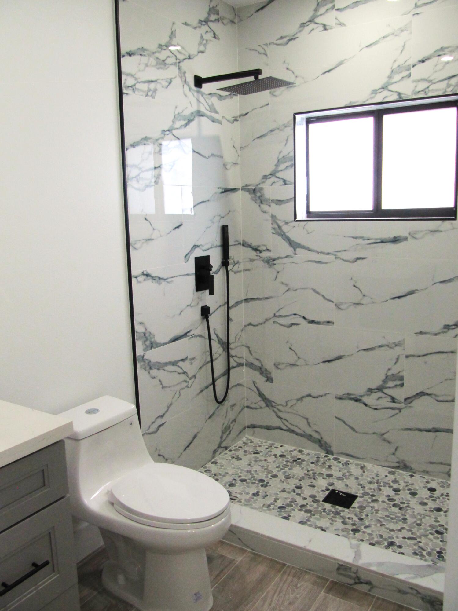 16 Tina Place Property Photo 10
