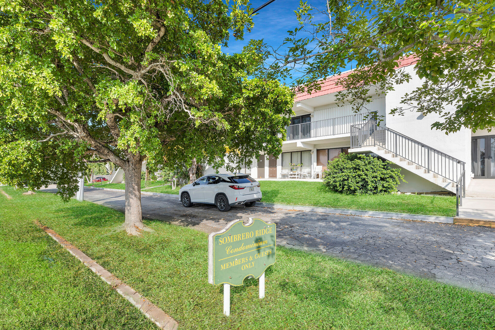 303 Sombrero Boulevard, 207 Property Photo 28