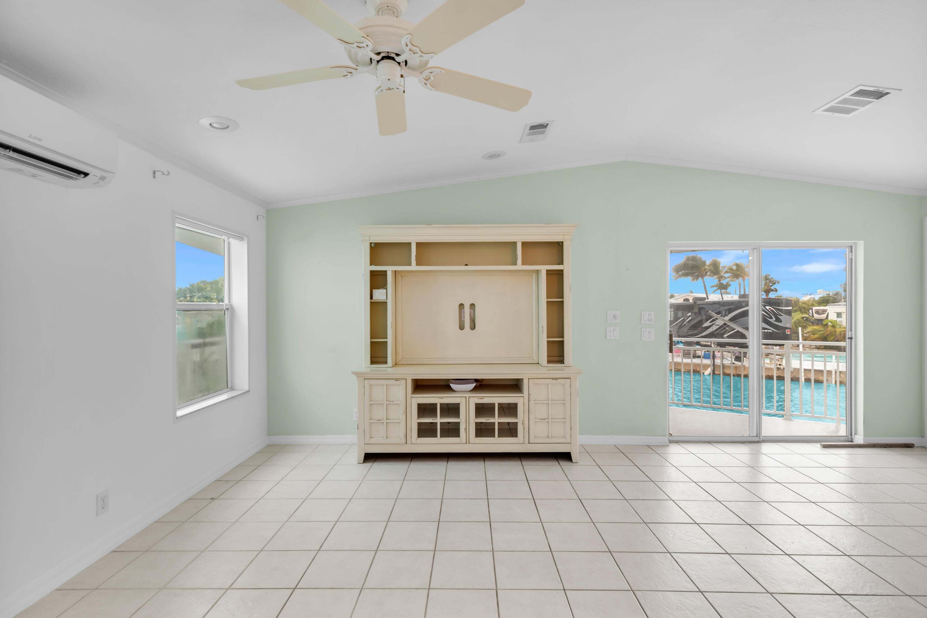 701 Spanish Main Drive, 444 Property Photo 15